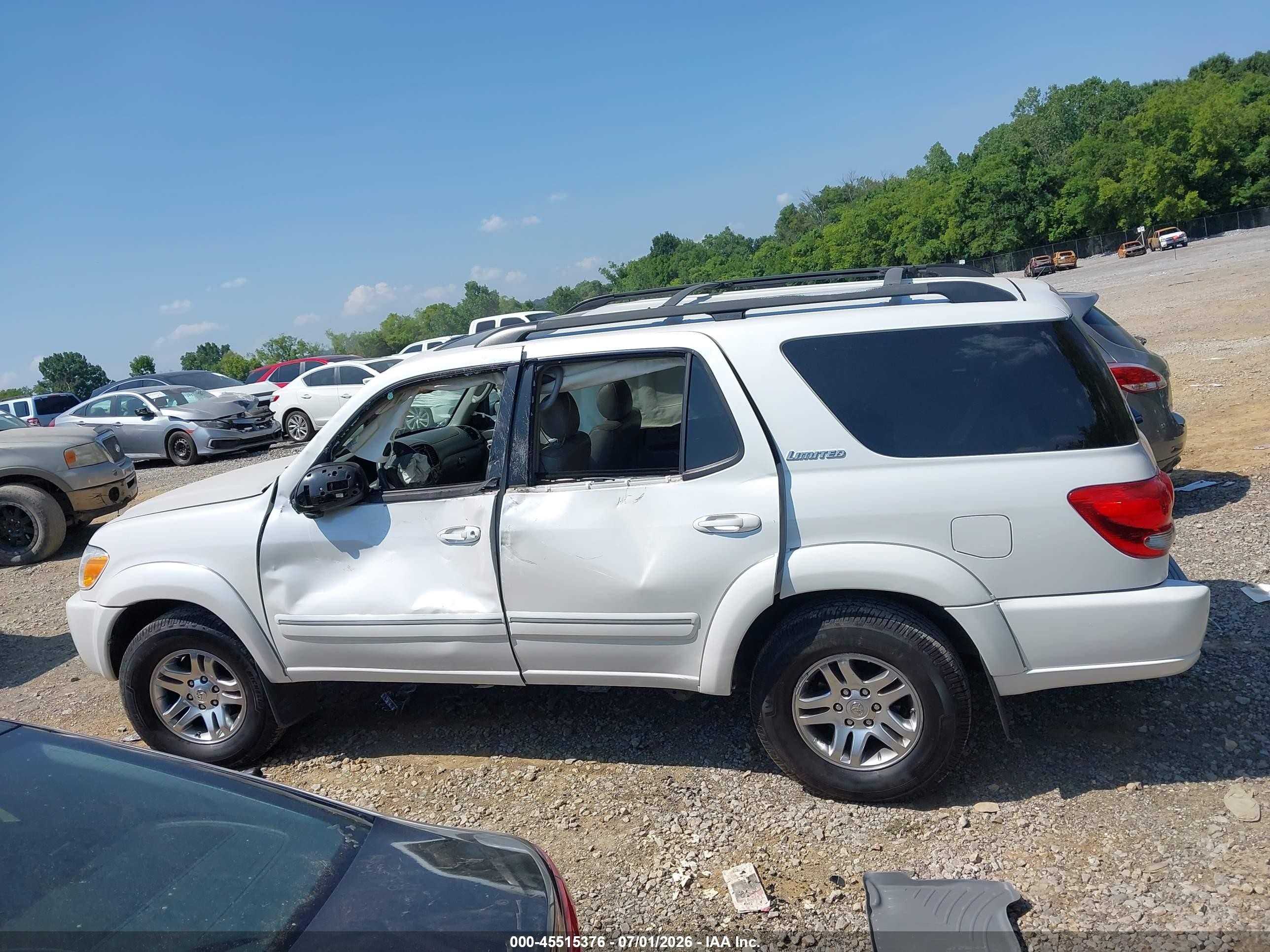 2007 Toyota Sequoia Limited White vin: 5TDBT48A27S281634