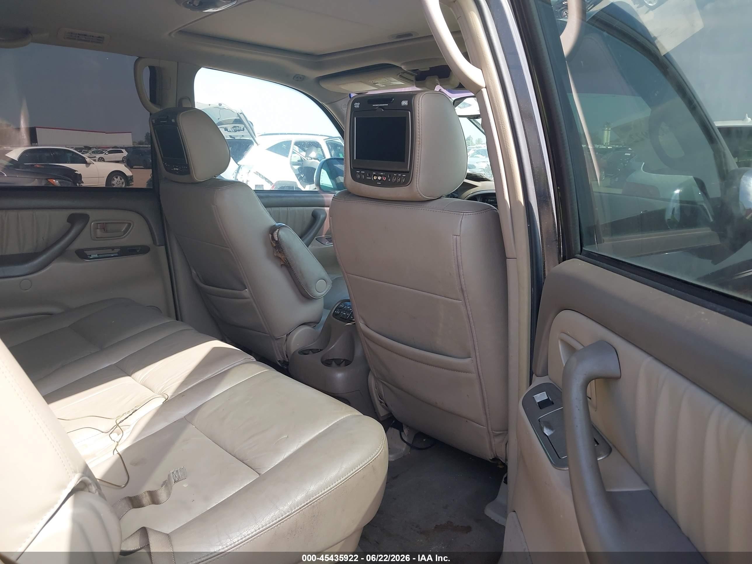 2007 Toyota Sequoia Limited V8 Black vin: 5TDBT48A27S291130