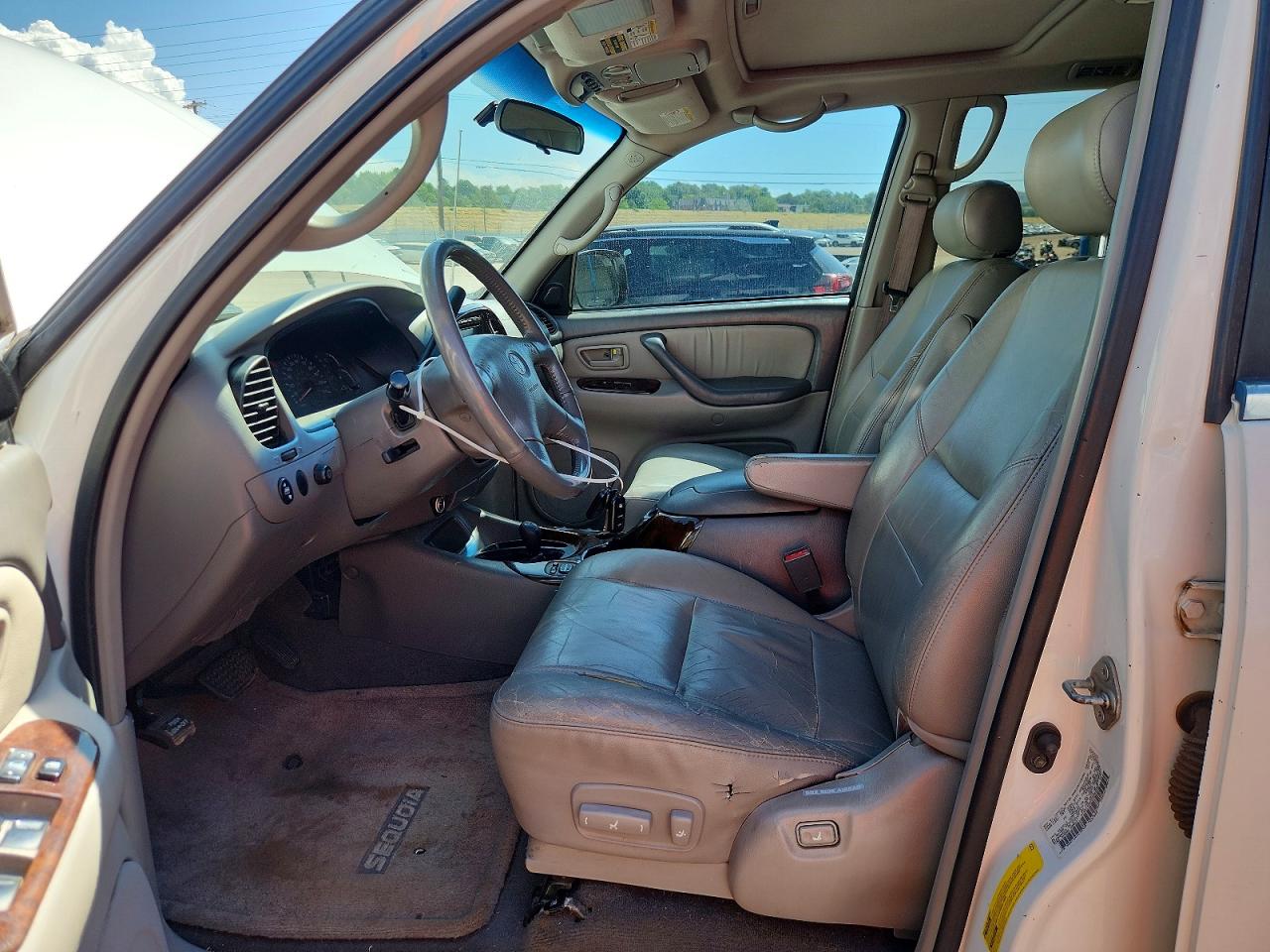 2002 Toyota Sequoia Limited Белый vin: 5TDBT48A32S064053