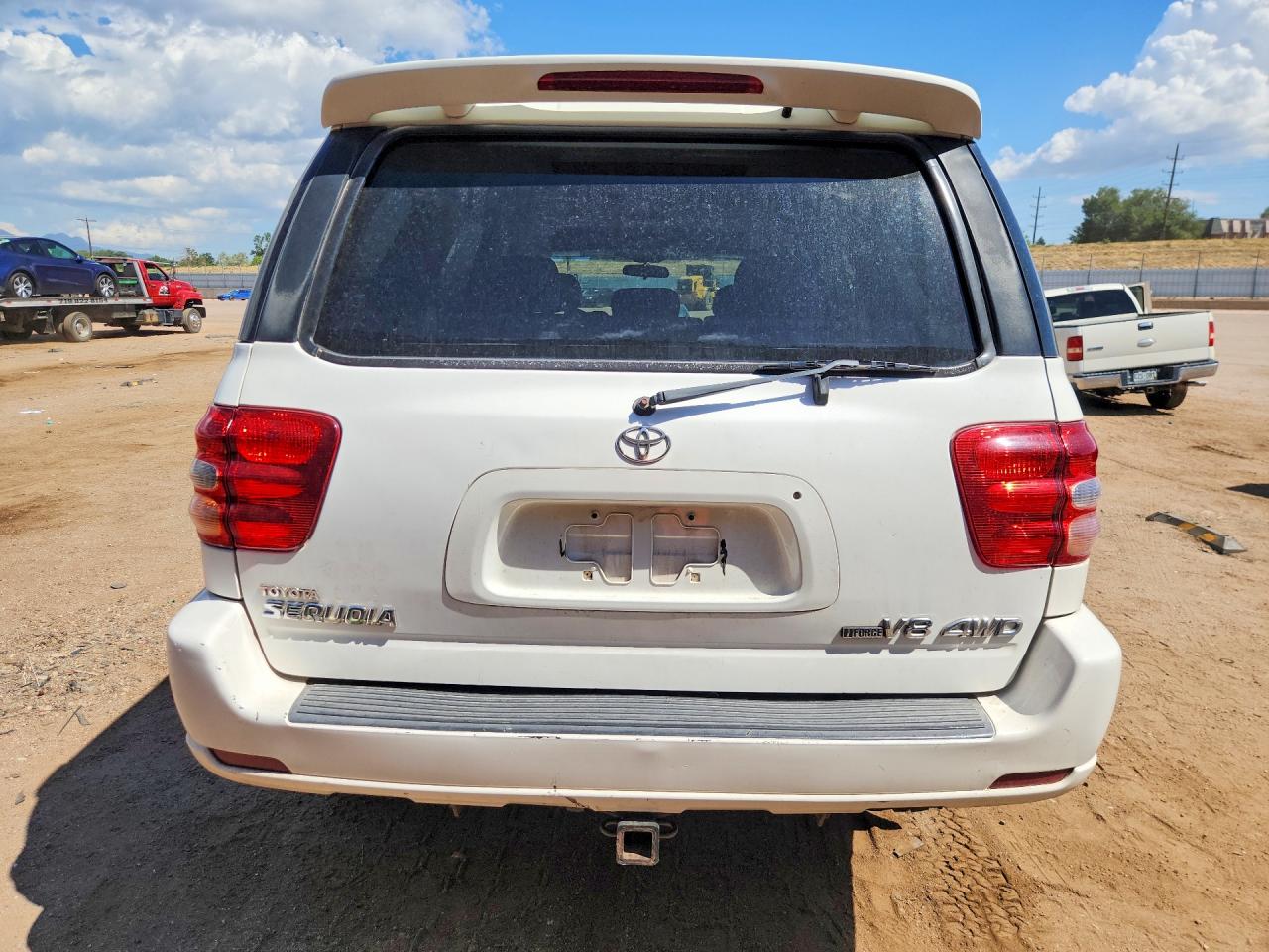 2002 Toyota Sequoia Limited Белый vin: 5TDBT48A32S064053
