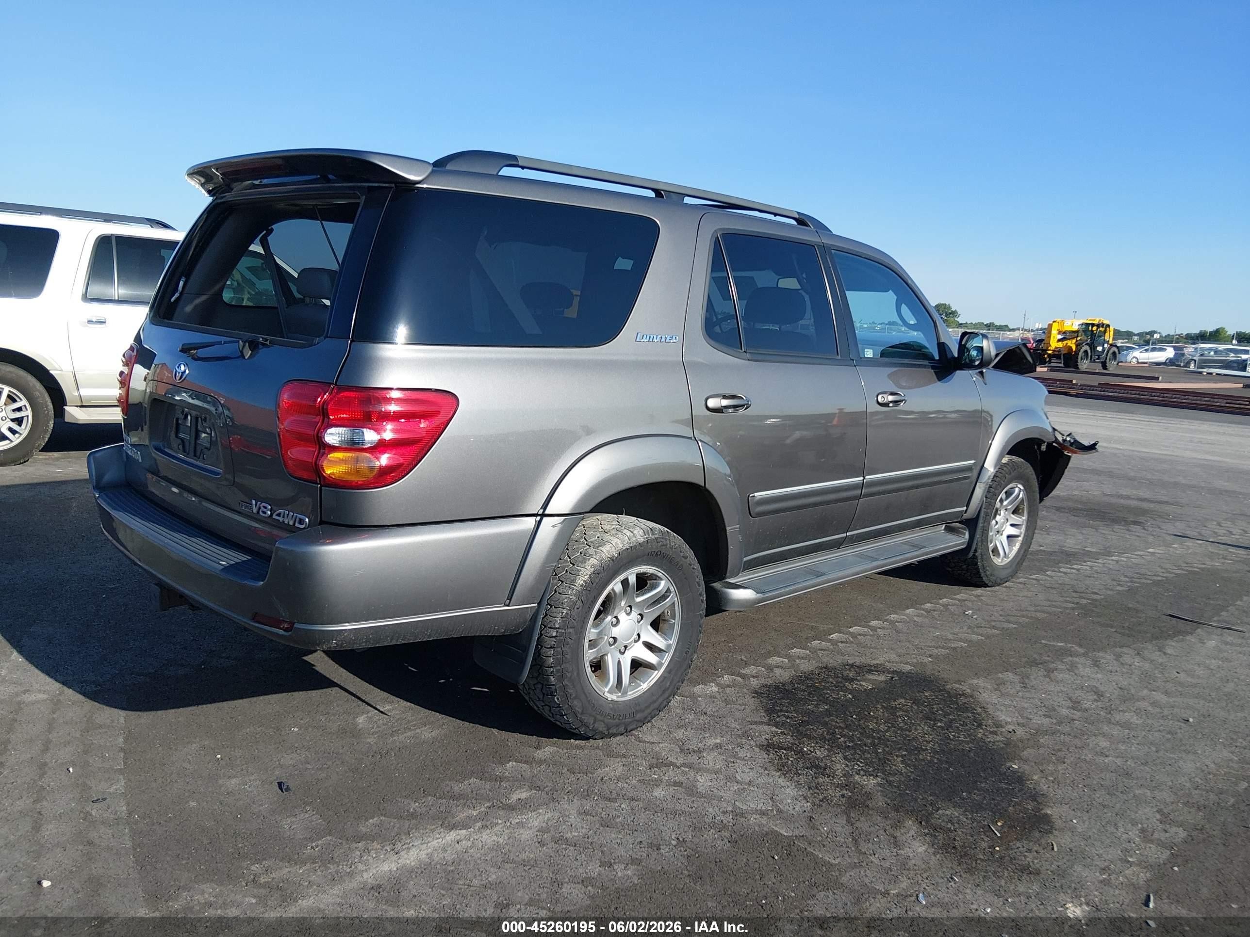 2003 Toyota Sequoia Limited V8 Серый vin: 5TDBT48A33S194528