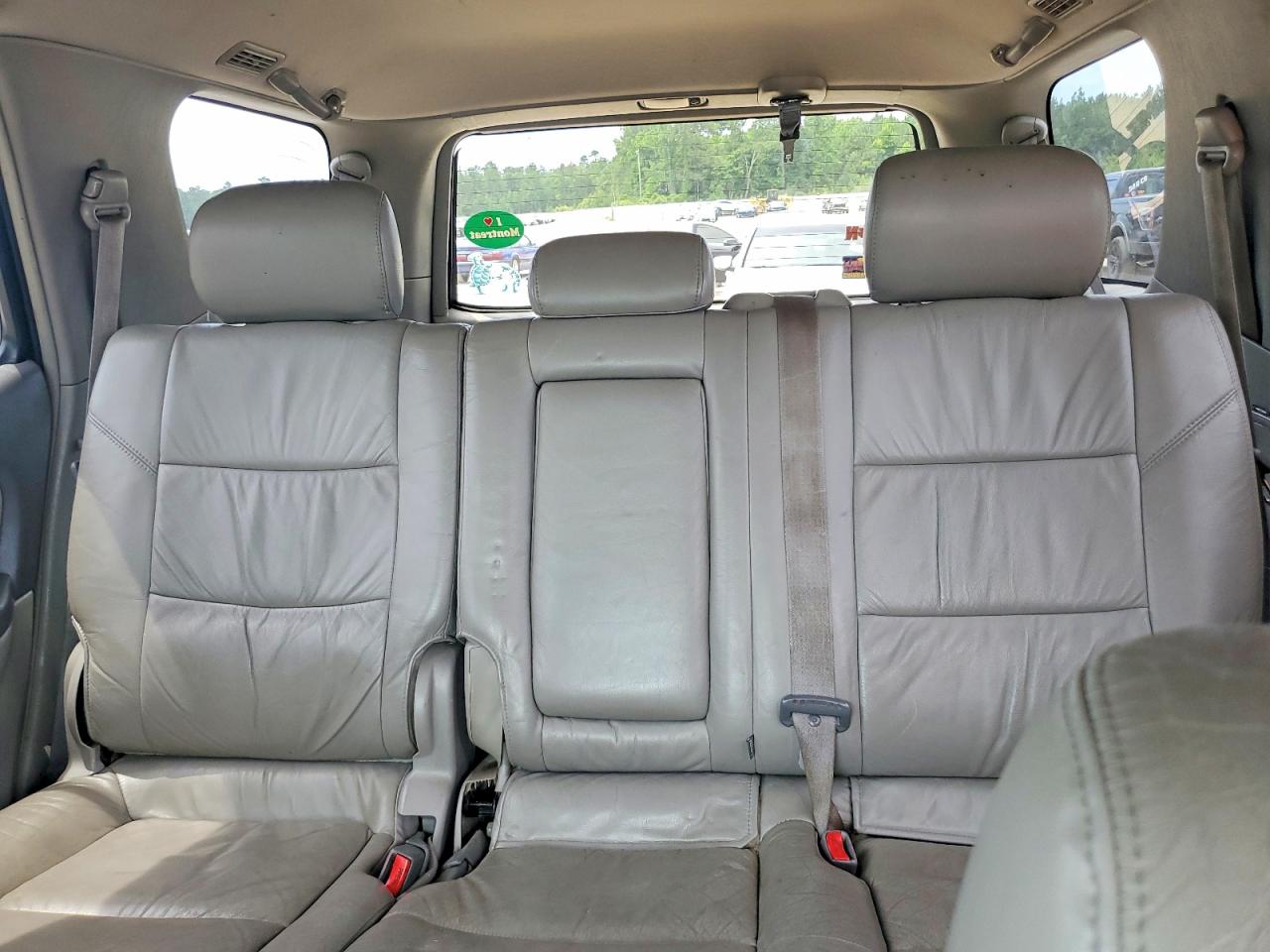 2004 Toyota Sequoia Limited Silver vin: 5TDBT48A34S212947