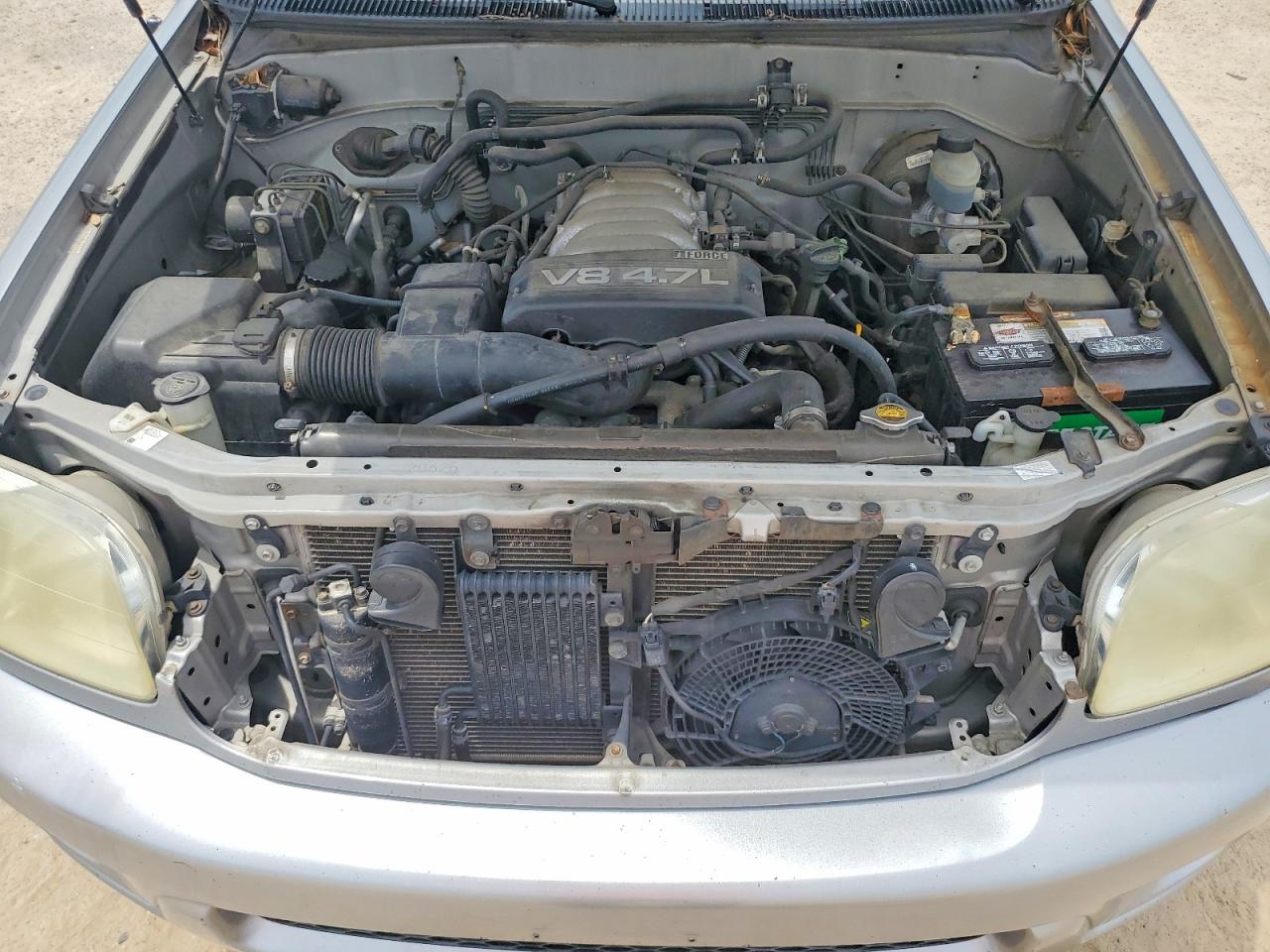2004 Toyota Sequoia Limited Silver vin: 5TDBT48A34S212947
