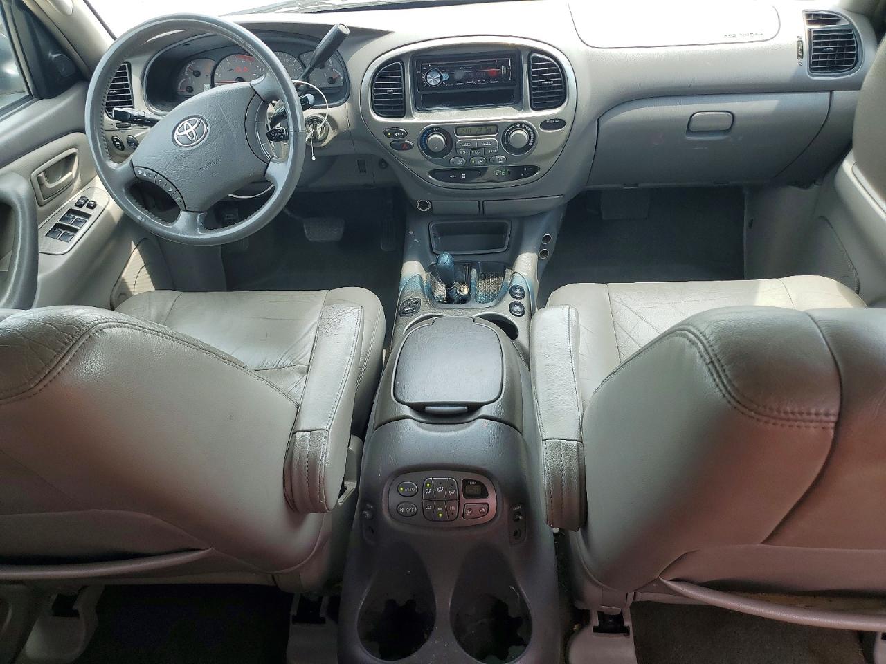 2004 Toyota Sequoia Limited Silver vin: 5TDBT48A34S212947