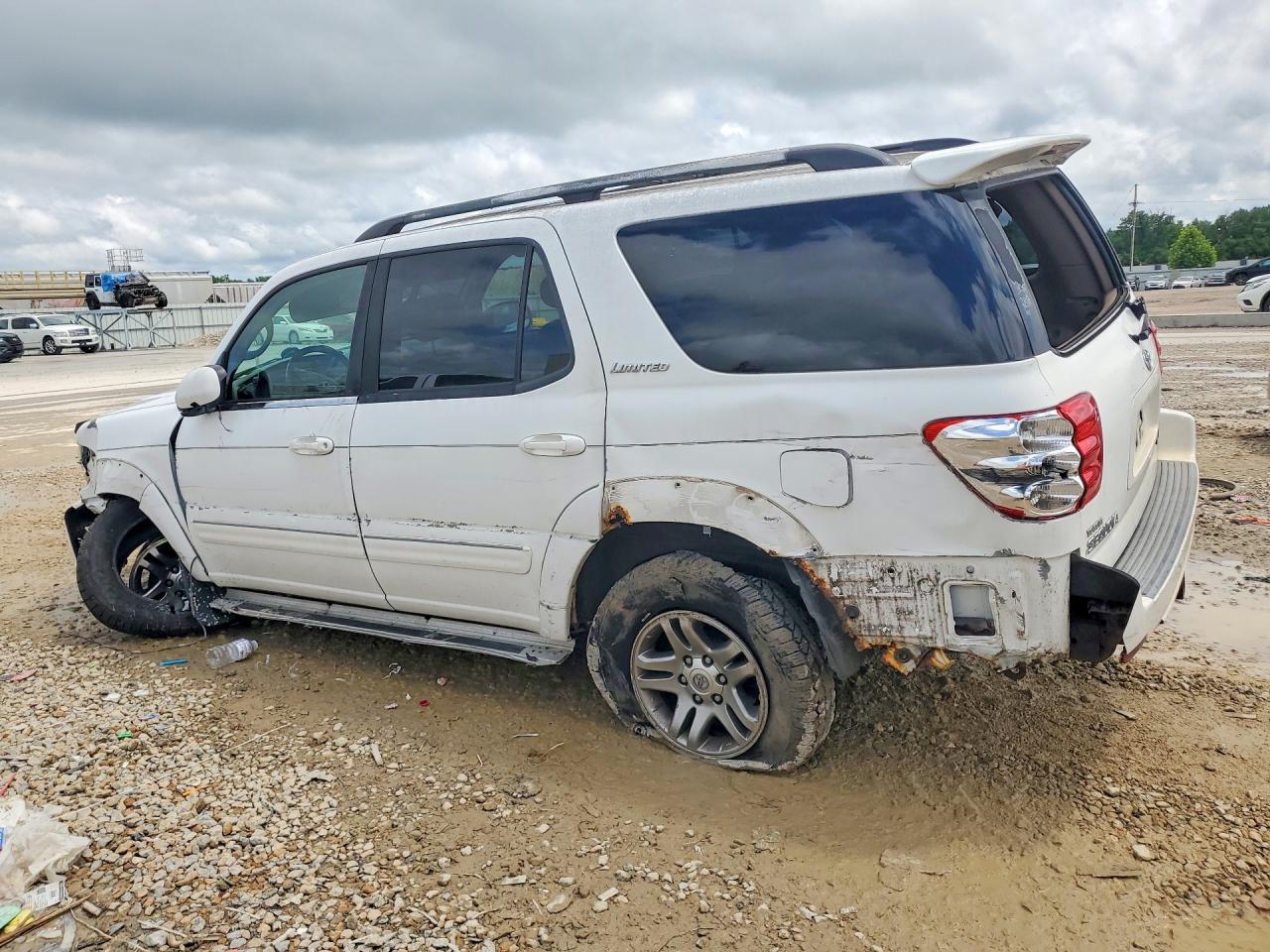 2004 Toyota Sequoia Limited Белый vin: 5TDBT48A34S232132