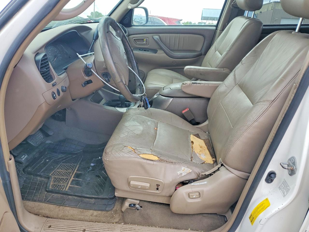 2004 Toyota Sequoia Limited Белый vin: 5TDBT48A34S232132