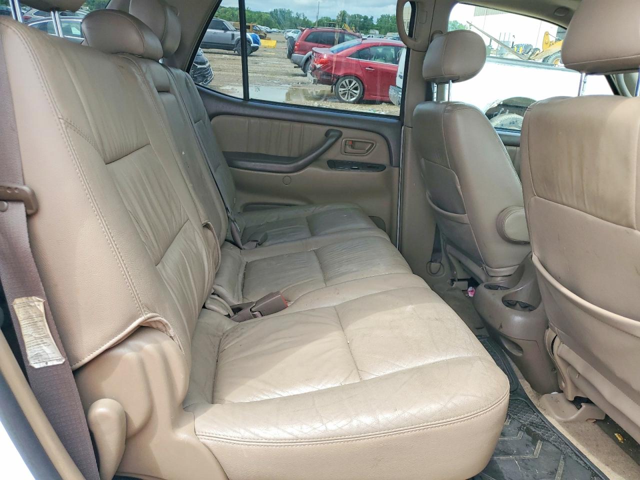 2004 Toyota Sequoia Limited Белый vin: 5TDBT48A34S232132