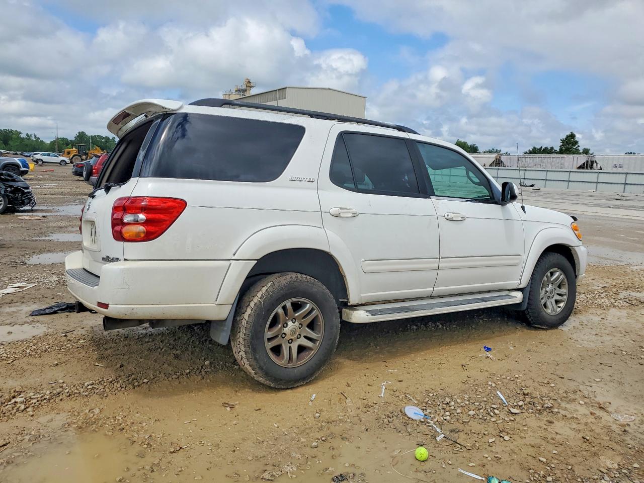 2004 Toyota Sequoia Limited Белый vin: 5TDBT48A34S232132