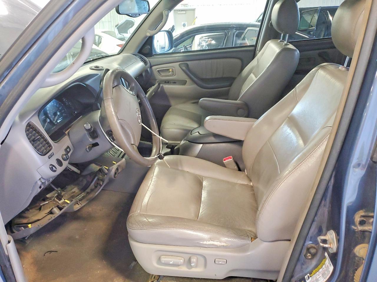 2006 Toyota Sequoia Limited Blue vin: 5TDBT48A36S268325