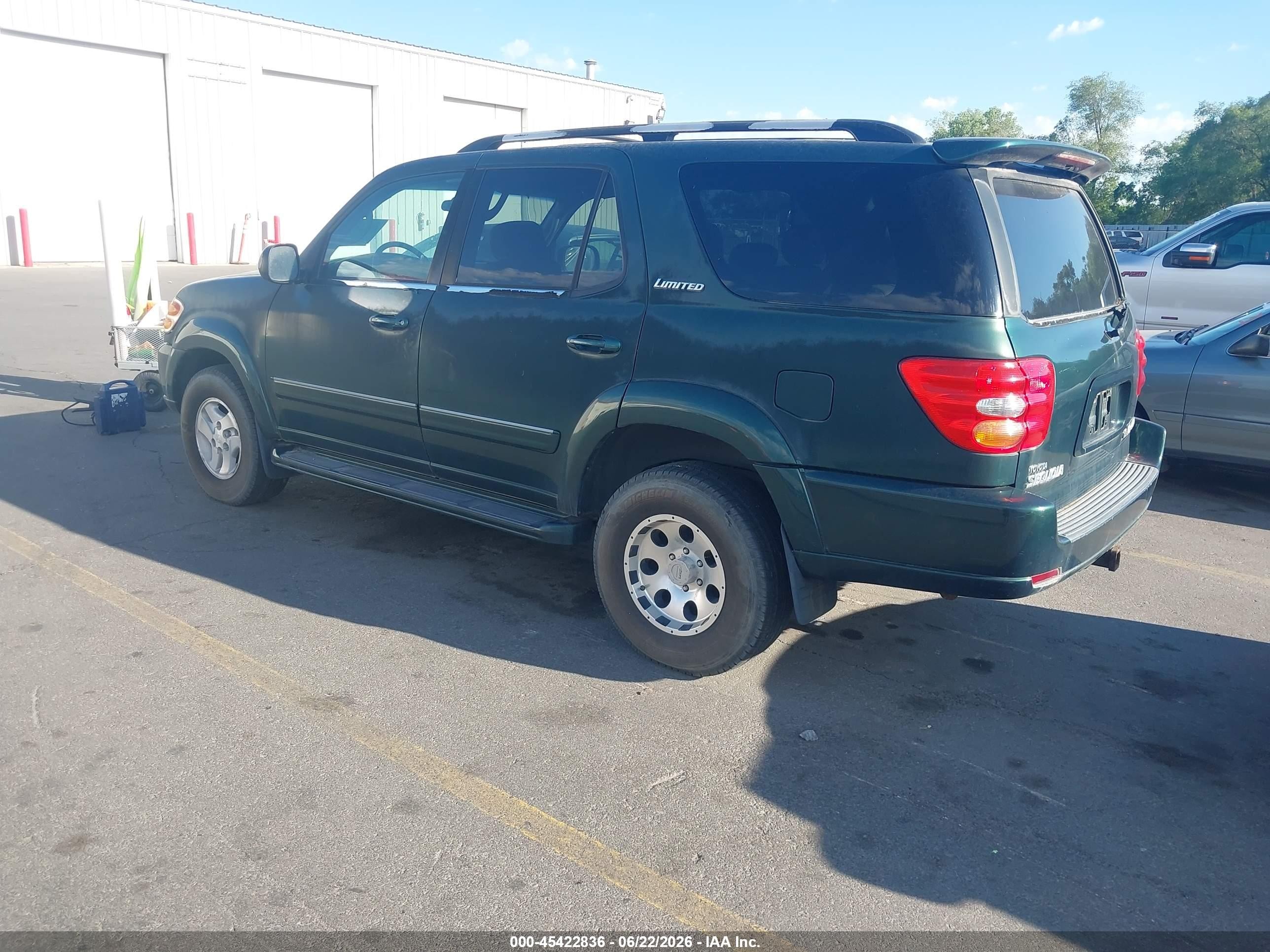2001 Toyota Sequoia Limited V8 Green vin: 5TDBT48A41S042822