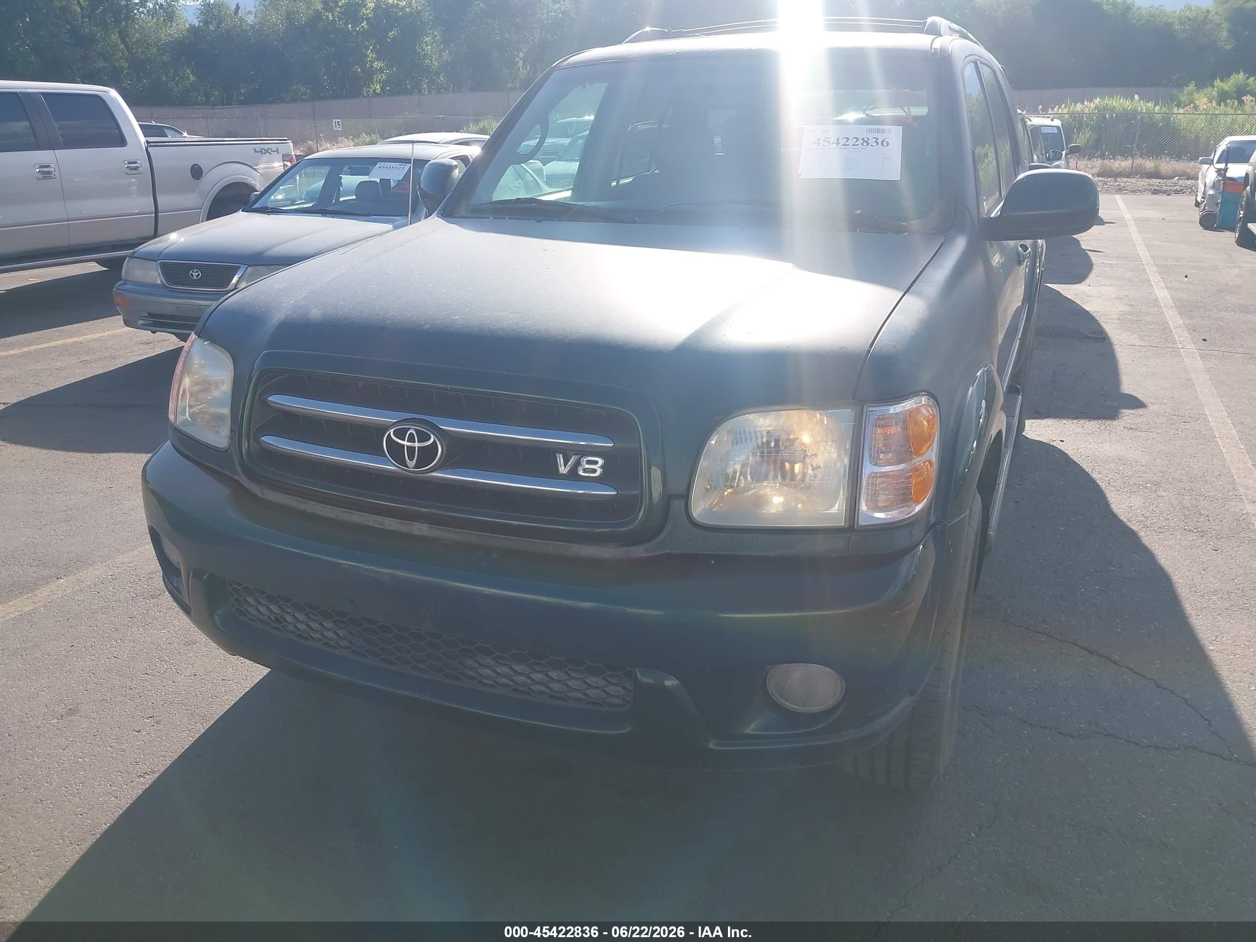 2001 Toyota Sequoia Limited V8 Green vin: 5TDBT48A41S042822