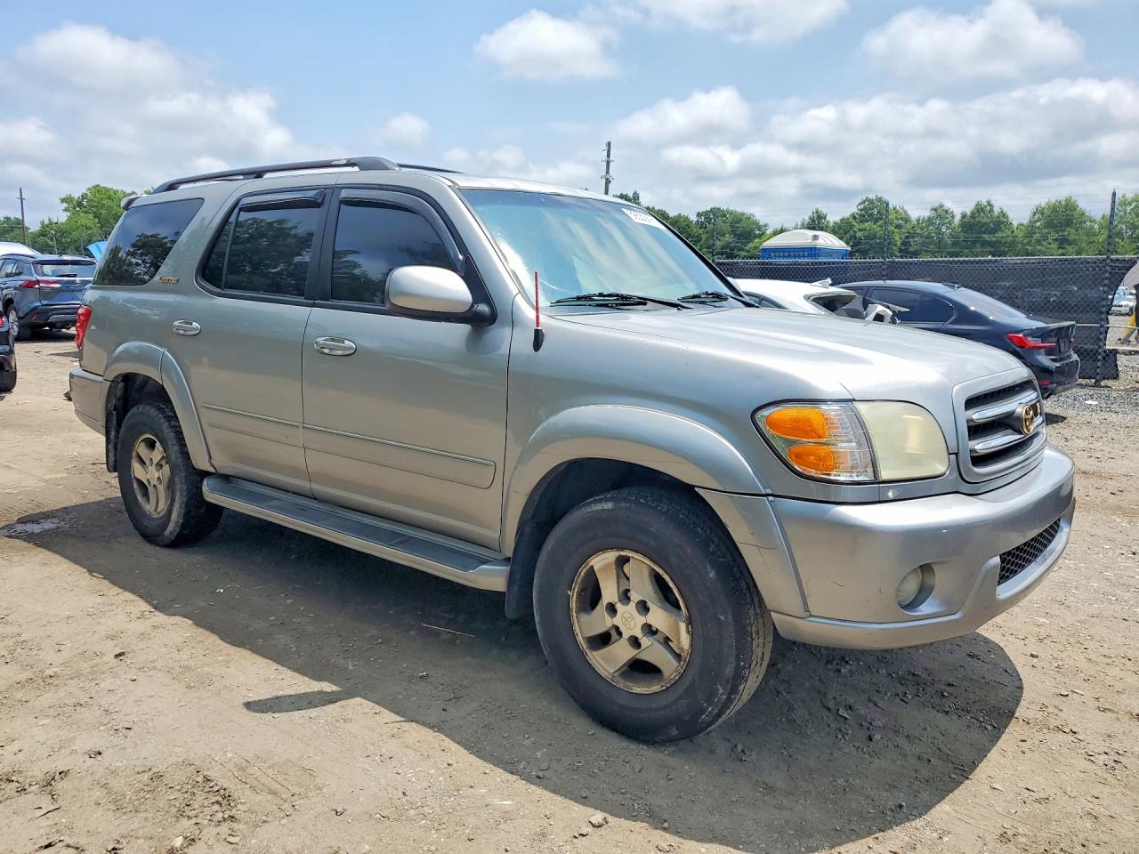 2002 Toyota Sequoia Limited Silver vin: 5TDBT48A42S122235