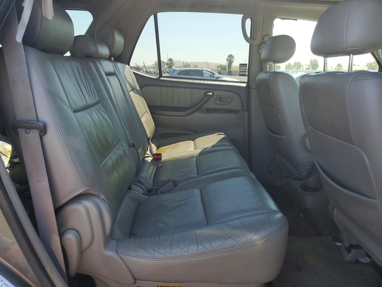 2003 Toyota Sequoia Limited Серый vin: 5TDBT48A43S176992