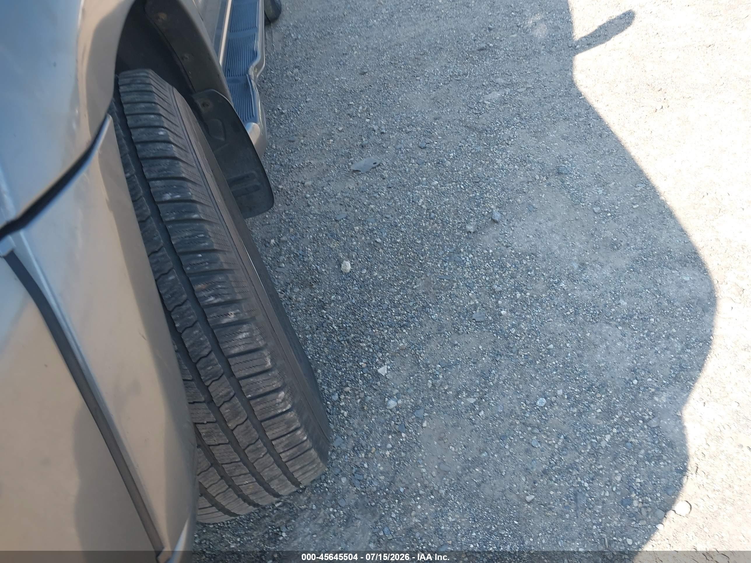 2003 Toyota Sequoia Limited V8 Серый vin: 5TDBT48A43S193470