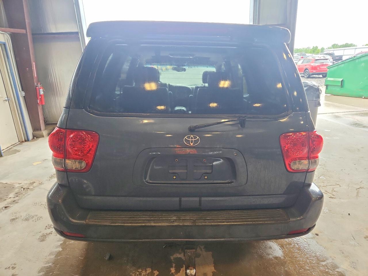 2006 Toyota Sequoia Limited Blue vin: 5TDBT48A46S258595