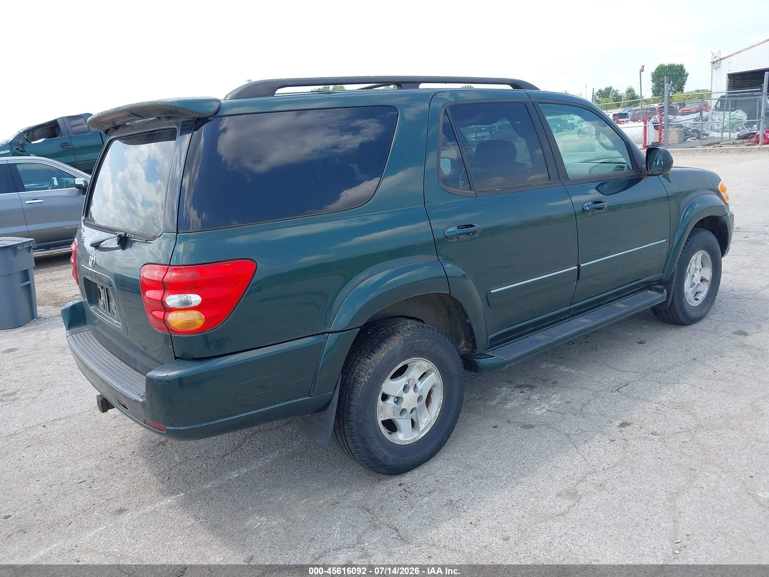 2001 Toyota Sequoia Limited V8 Green vin: 5TDBT48A51S020876