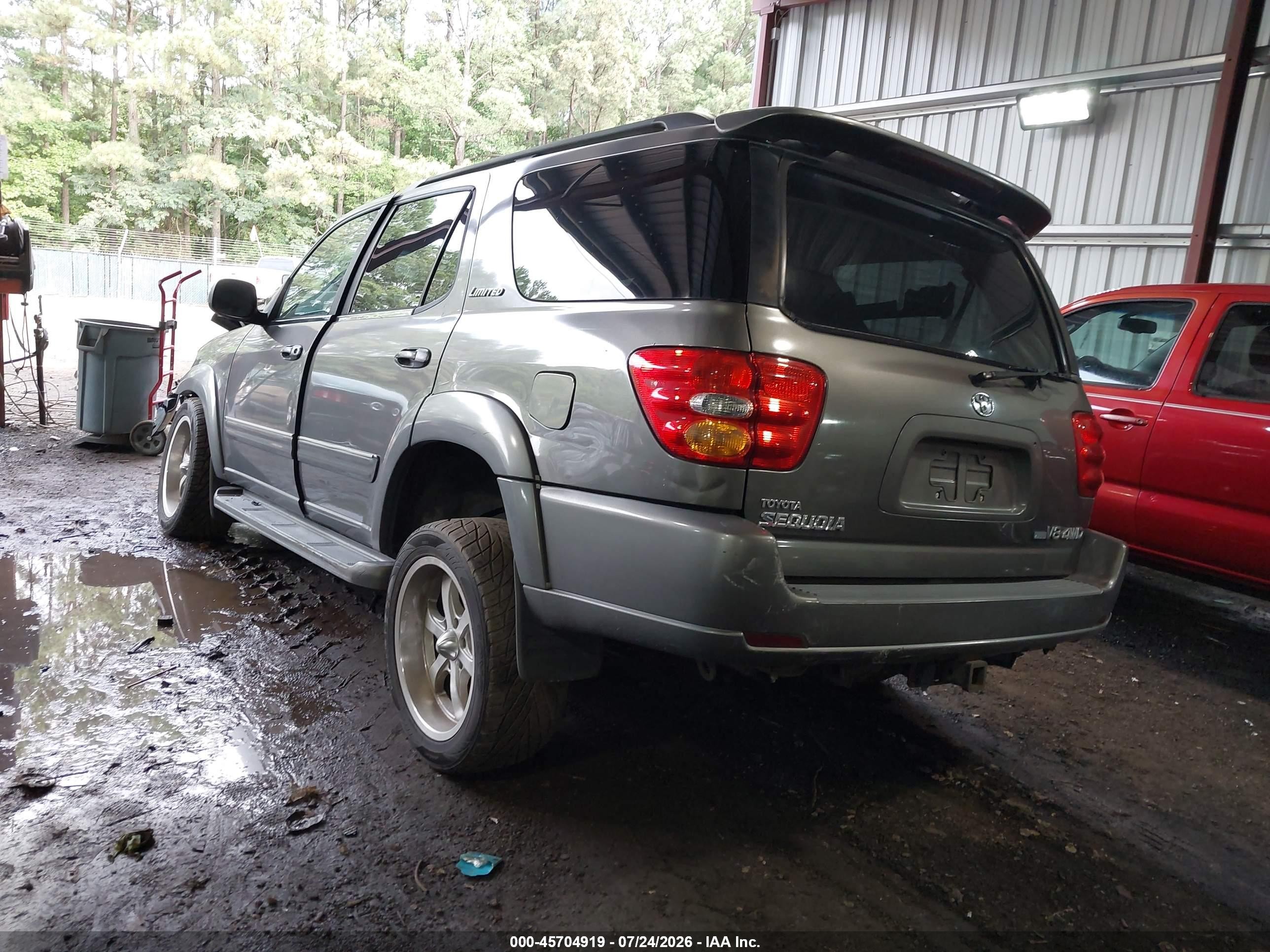 2003 Toyota Sequoia Limited V8 Серый vin: 5TDBT48A53S178525