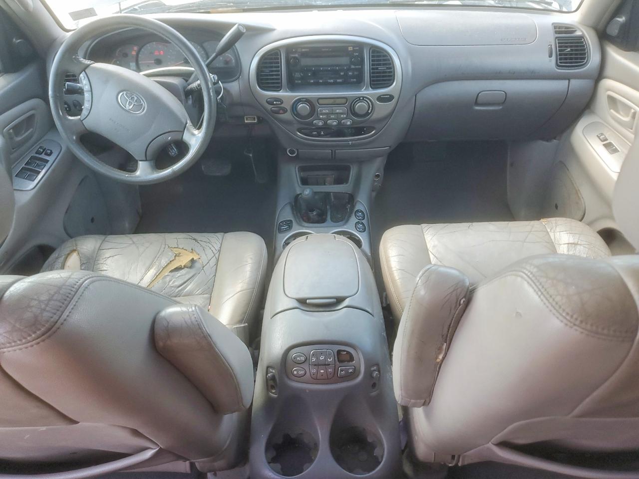 2004 Toyota Sequoia Limited Silver vin: 5TDBT48A54S216529