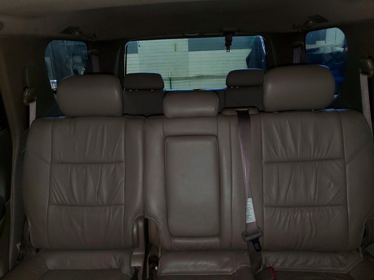 2004 Toyota Sequoia Limited White vin: 5TDBT48A54S227868