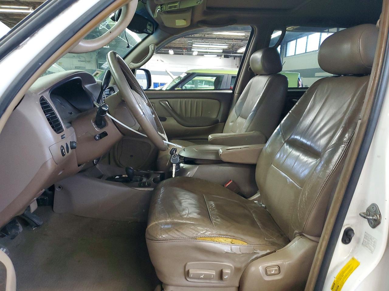 2004 Toyota Sequoia Limited White vin: 5TDBT48A54S227868