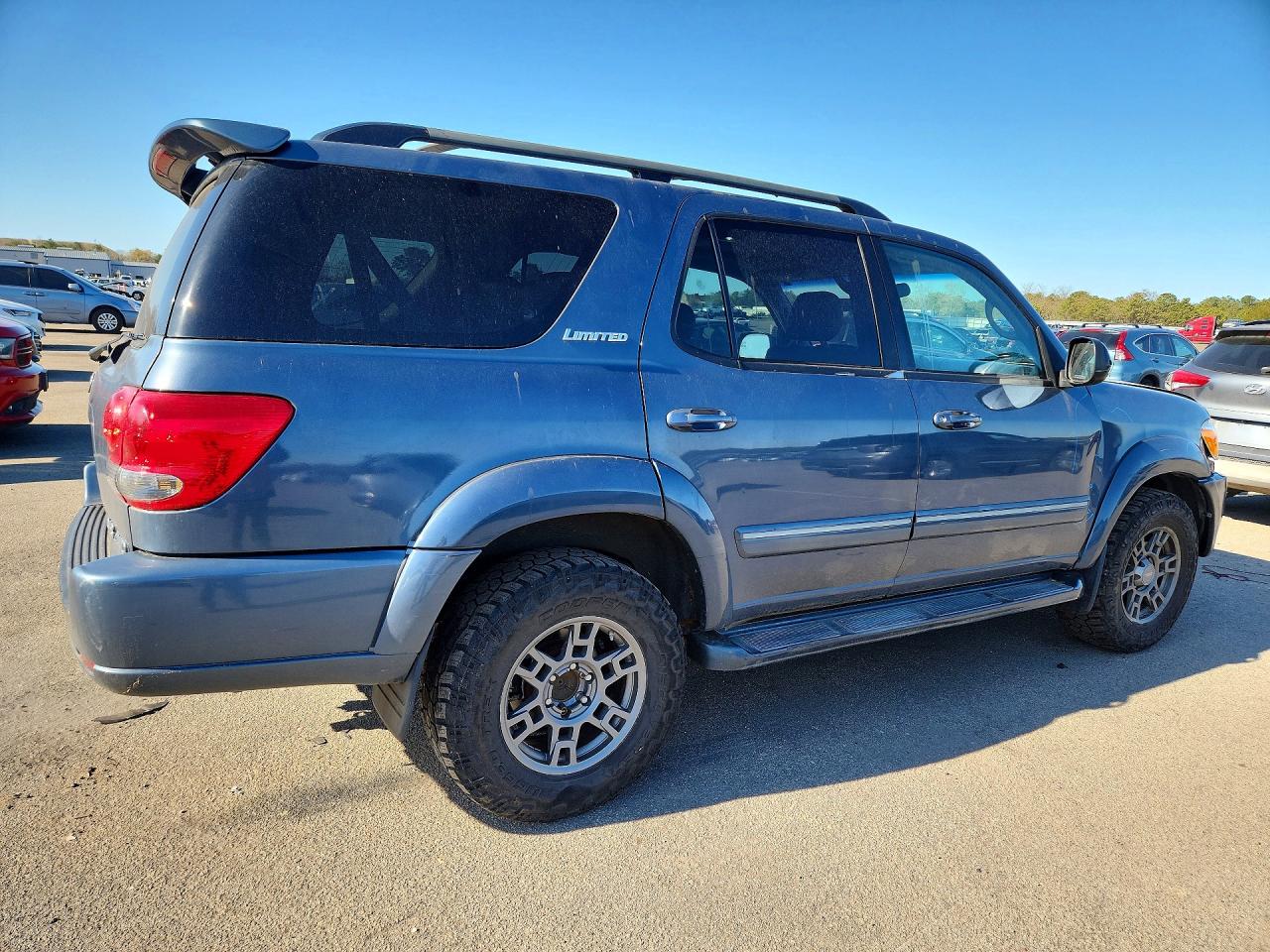 2005 Toyota Sequoia Limited Blue vin: 5TDBT48A55S234384