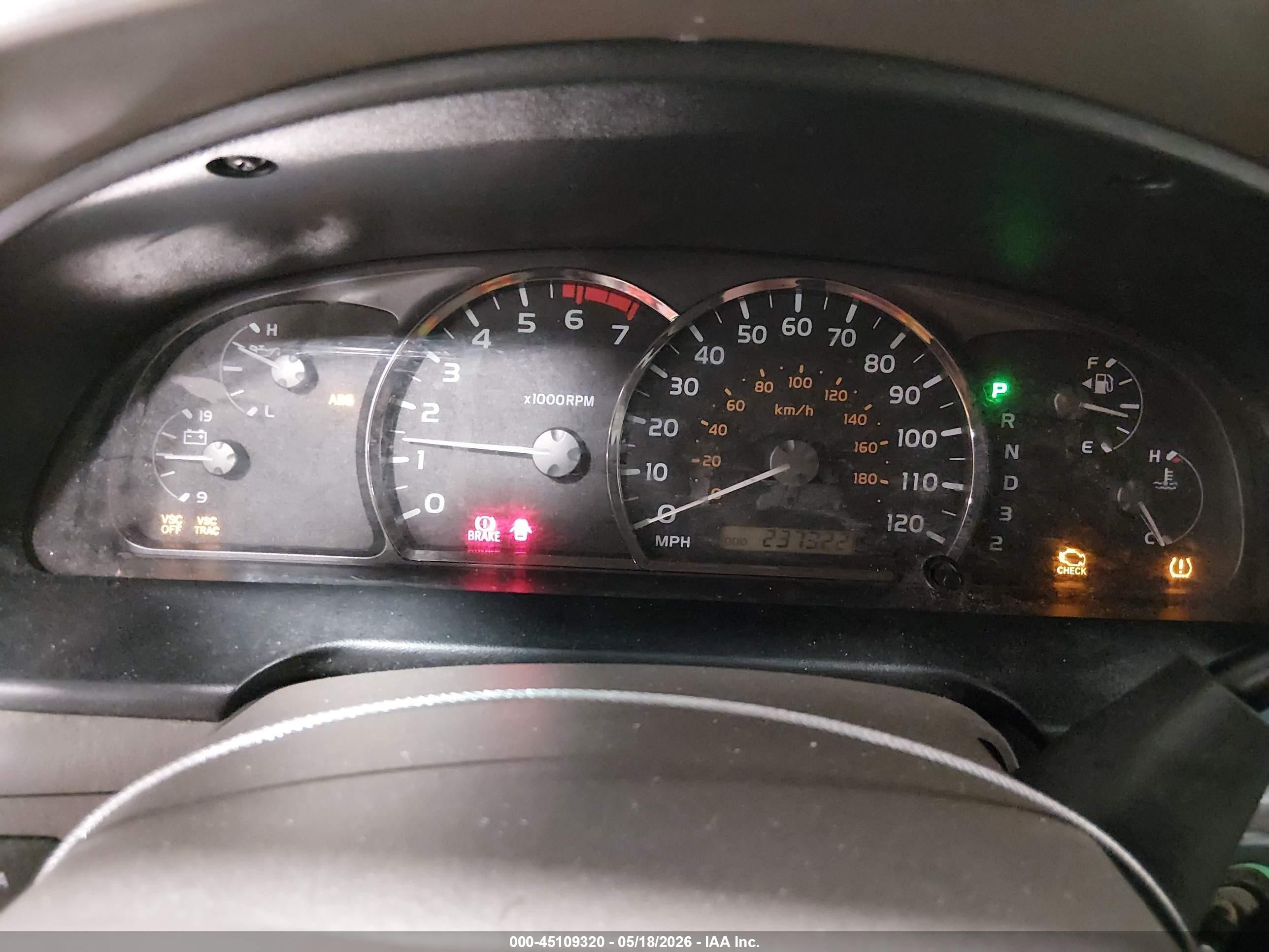 2005 Toyota Sequoia Limited V8 Желто-коричневый vin: 5TDBT48A55S237379