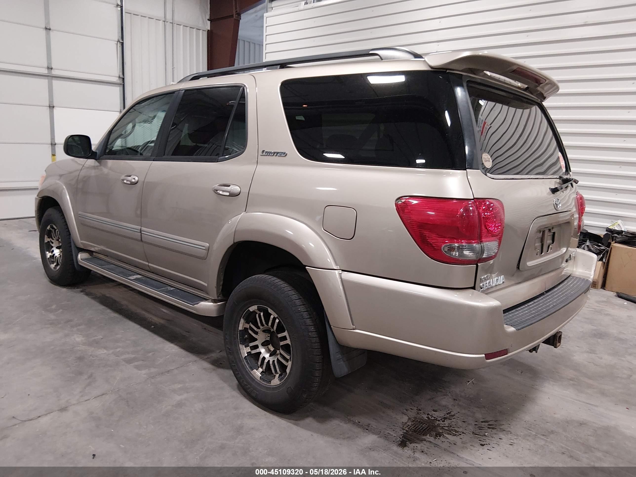 2005 Toyota Sequoia Limited V8 Желто-коричневый vin: 5TDBT48A55S237379