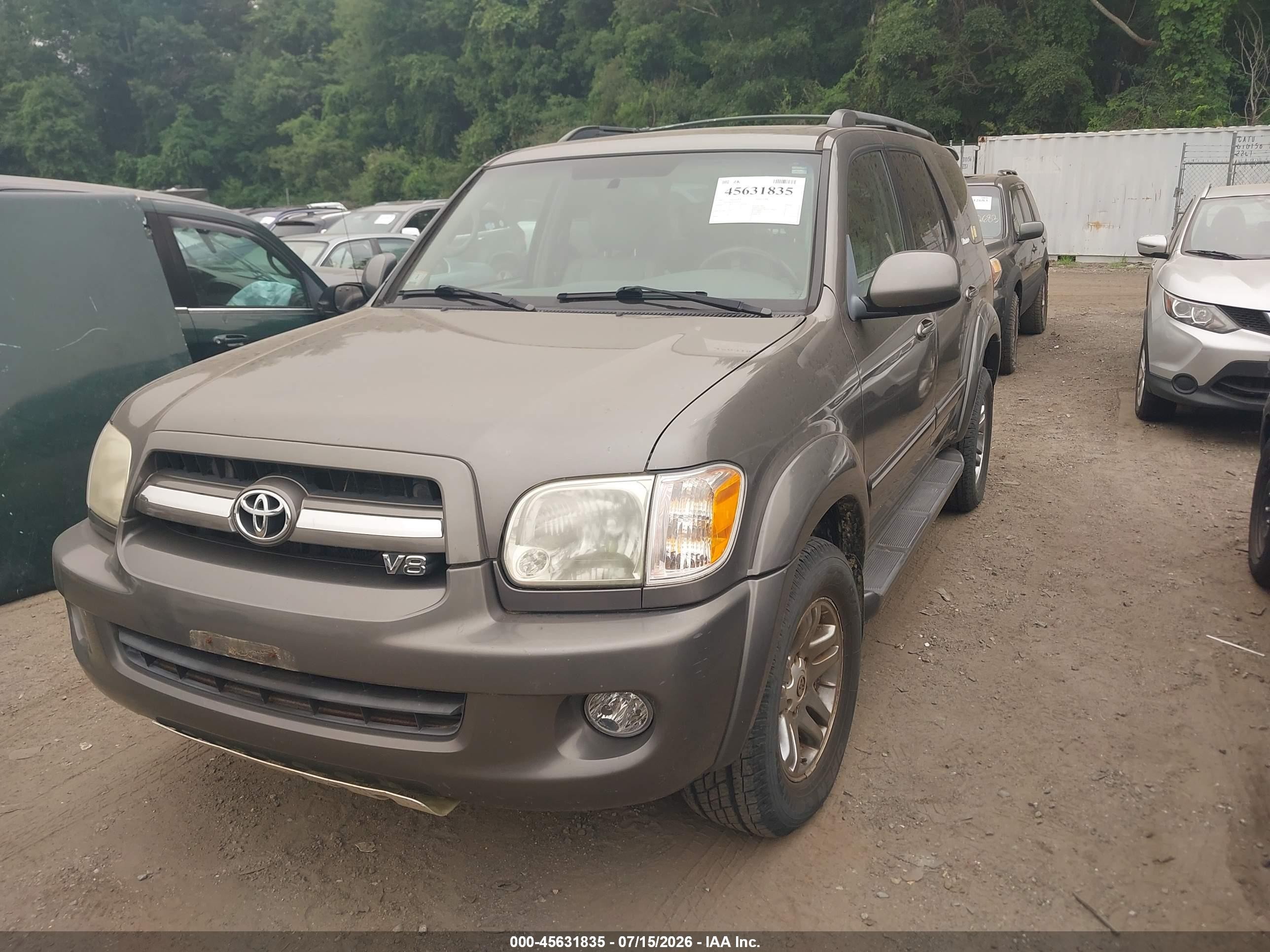 2005 Toyota Sequoia Limited V8 Gray vin: 5TDBT48A55S254778