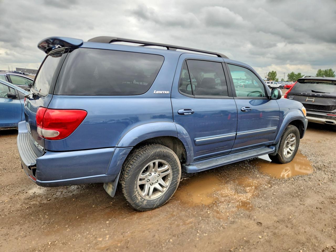 2007 Toyota Sequoia Limited Blue vin: 5TDBT48A57S288934