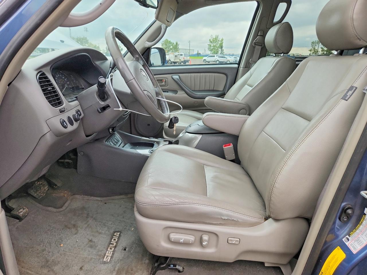 2007 Toyota Sequoia Limited Blue vin: 5TDBT48A57S288934