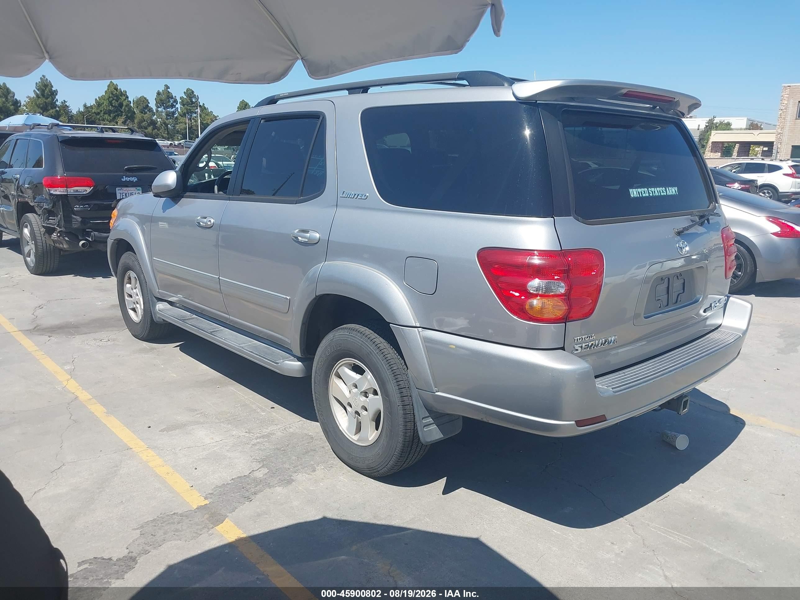 2001 Toyota Sequoia Limited V8 Gray vin: 5TDBT48A61S036844