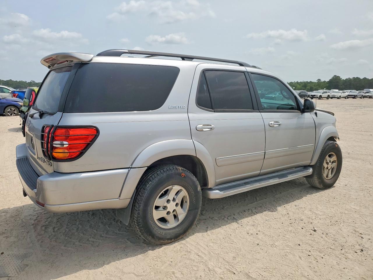 2001 Toyota Sequoia Limited Silver vin: 5TDBT48A61S055796