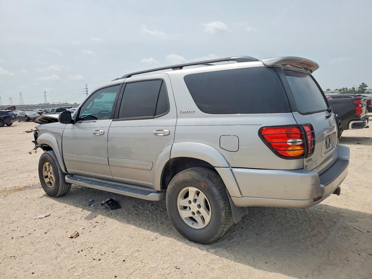 2001 Toyota Sequoia Limited Silver vin: 5TDBT48A61S055796
