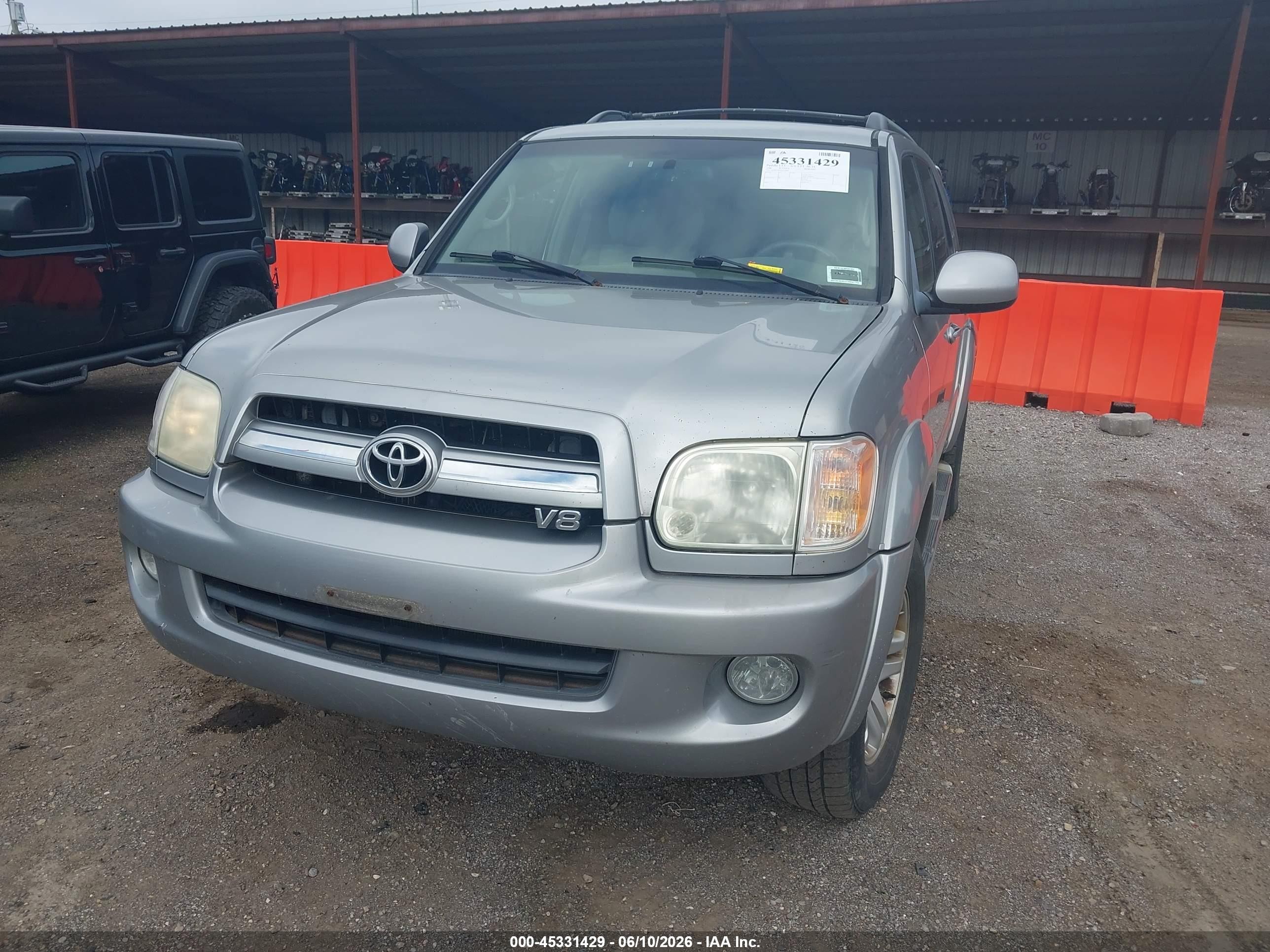2006 Toyota Sequoia Limited V8 Silver vin: 5TDBT48A66S258887