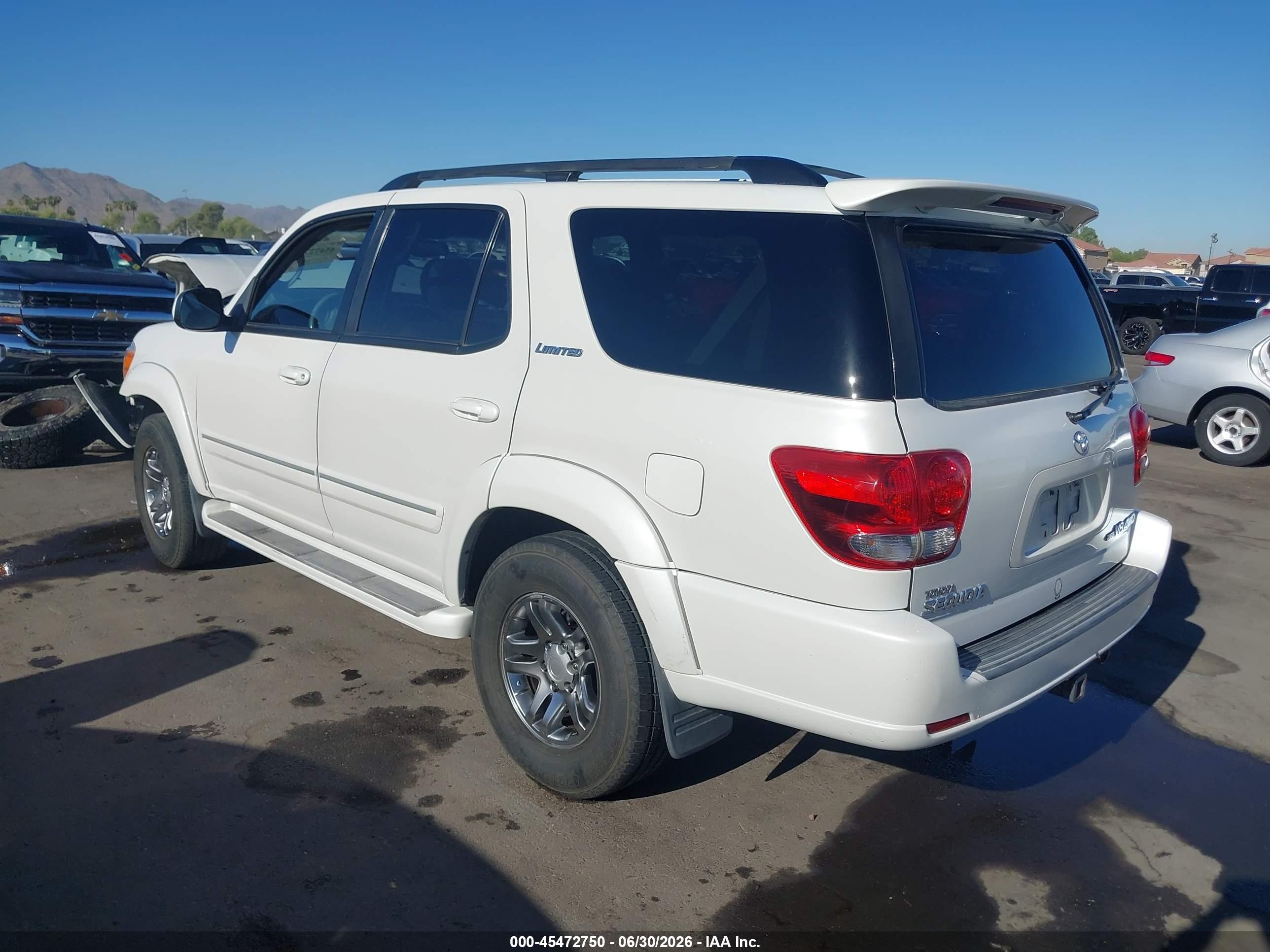 2006 Toyota Sequoia Limited V8 White vin: 5TDBT48A66S266102