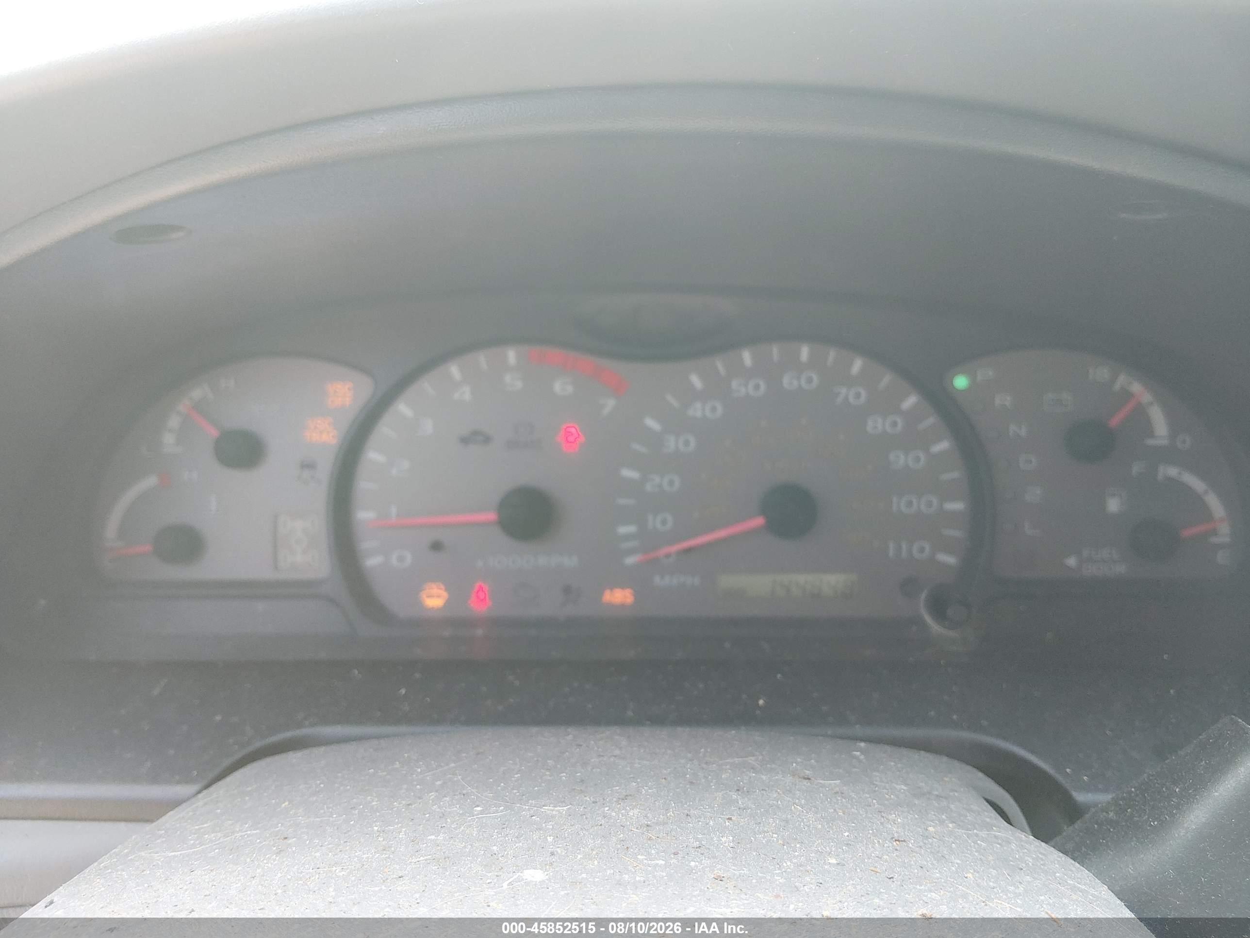 2001 Toyota Sequoia Limited V8 Серый vin: 5TDBT48A71S030079