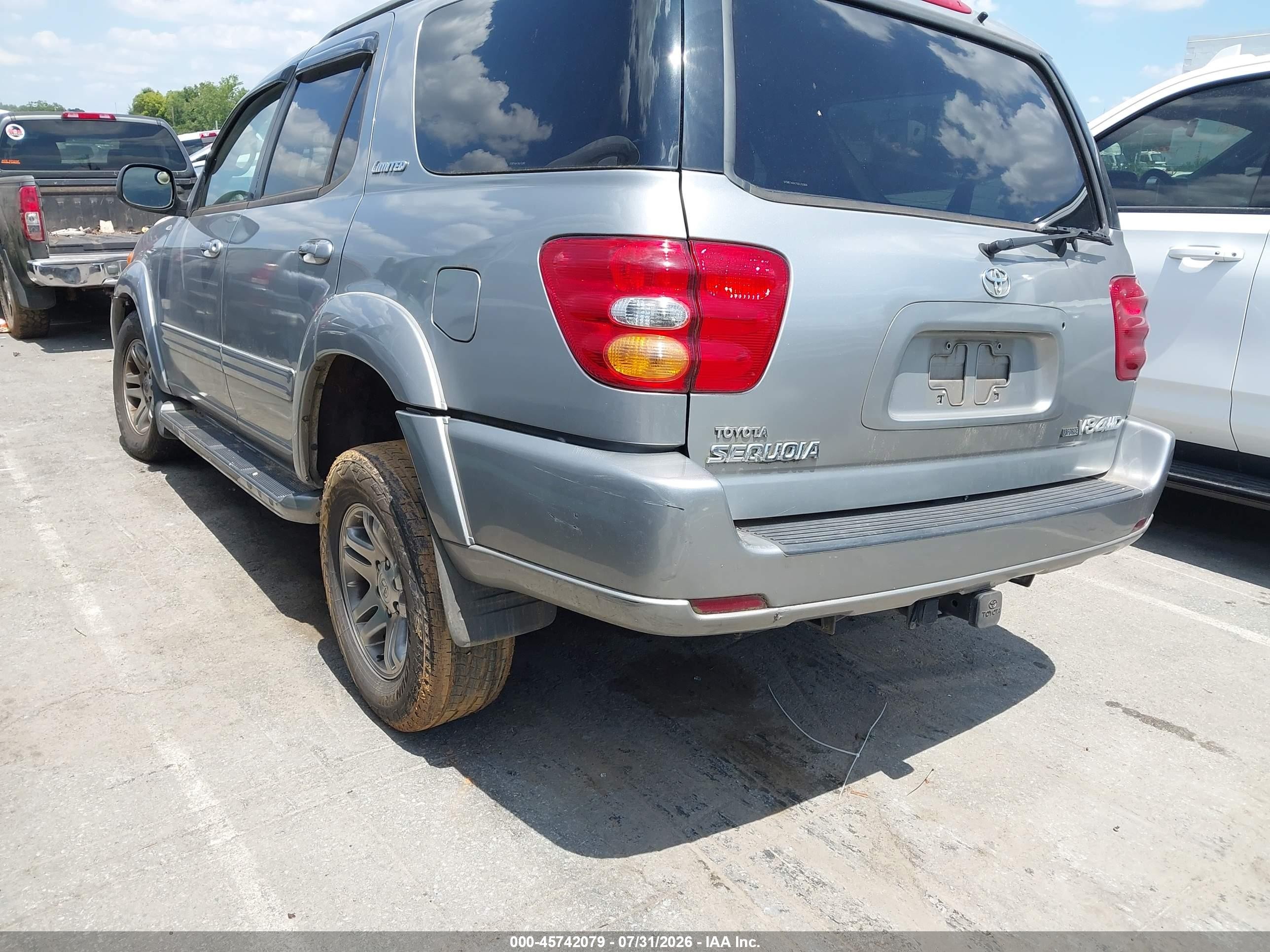 2003 Toyota Sequoia Limited V8 Silver vin: 5TDBT48A73S171950