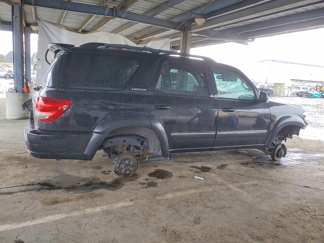 2005 Toyota Sequoia Limited Black vin: 5TDBT48A75S234404
