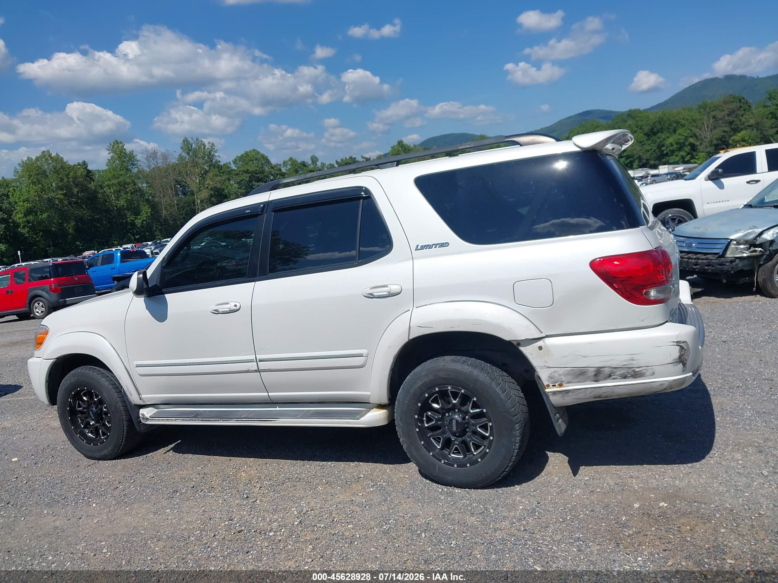 2006 Toyota Sequoia Limited V8 Белый vin: 5TDBT48A76S262320