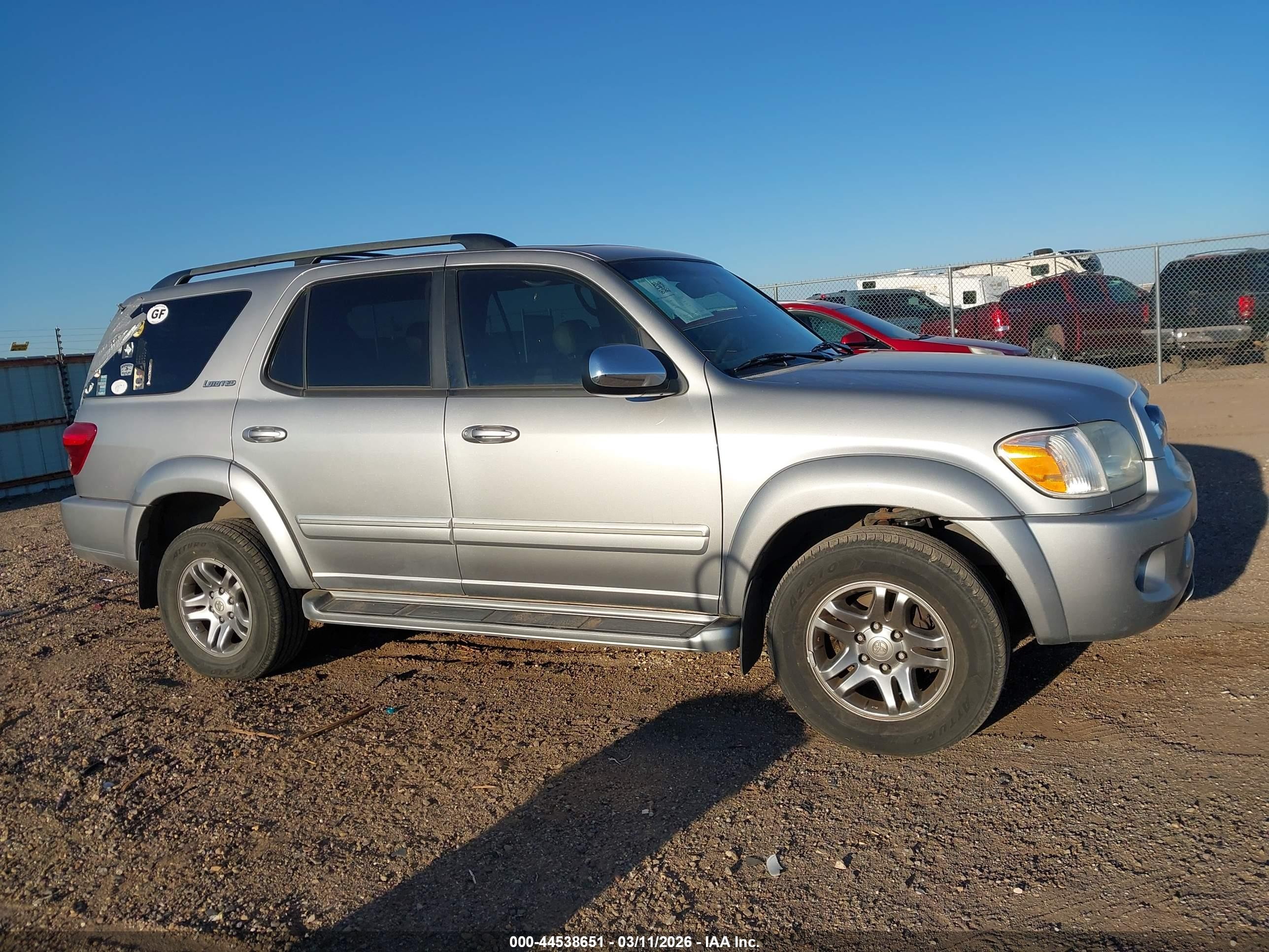 2007 Toyota Sequoia Limited V8 Silver vin: 5TDBT48A77S288630