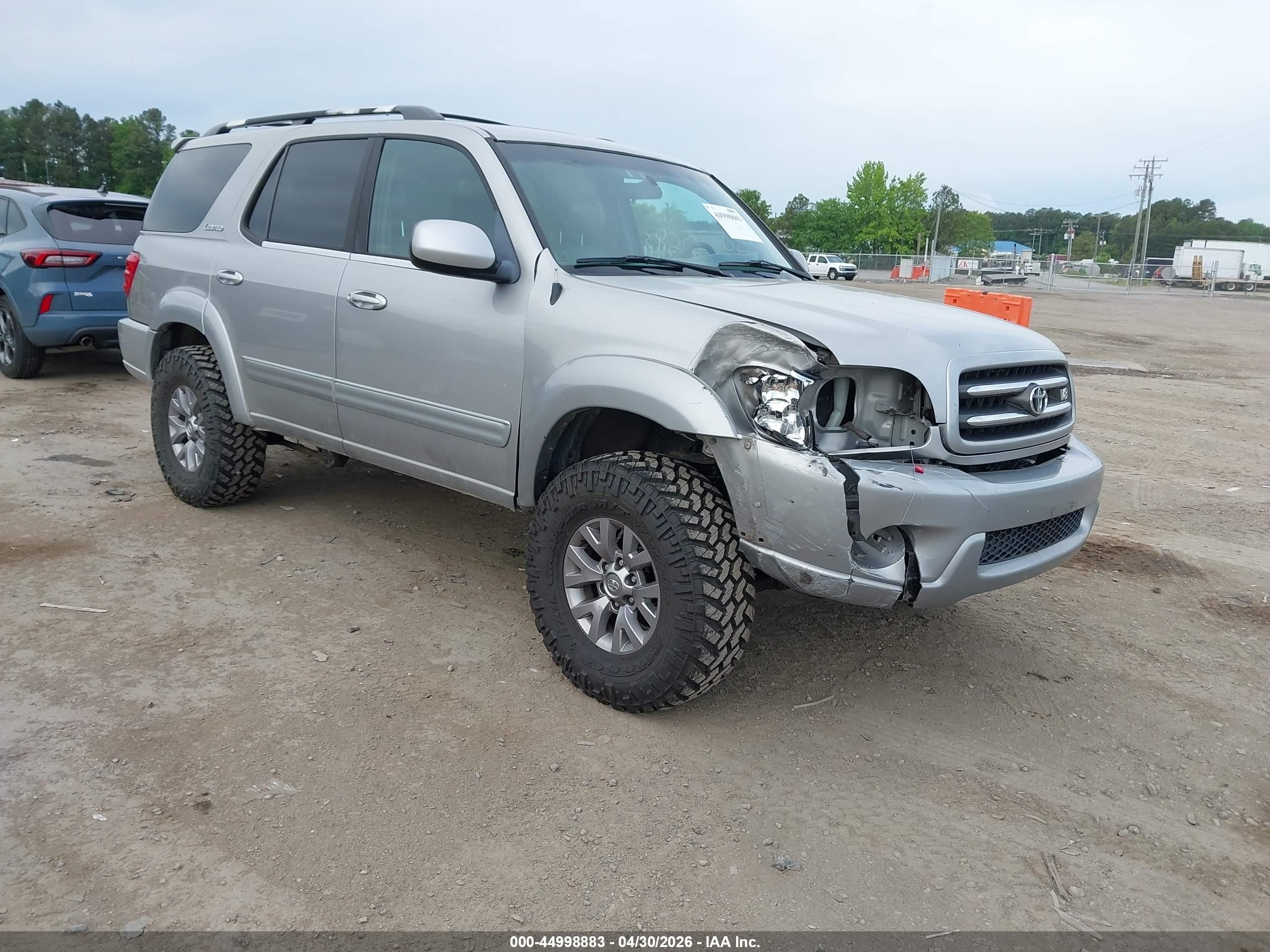 2001 Toyota Sequoia Limited V8 Silver vin: 5TDBT48A81S039017