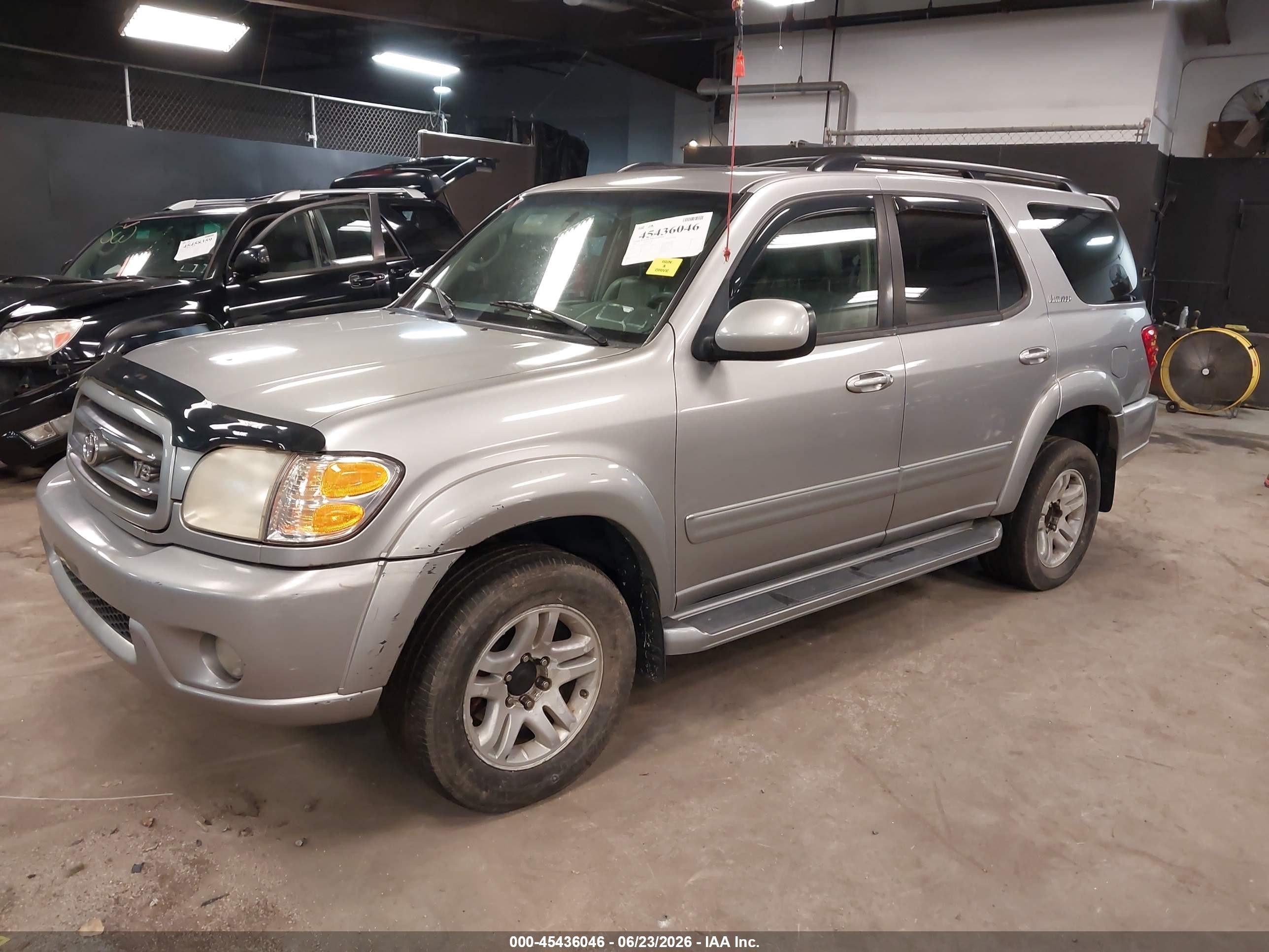 2002 Toyota Sequoia Limited V8 Gray vin: 5TDBT48A82S057793