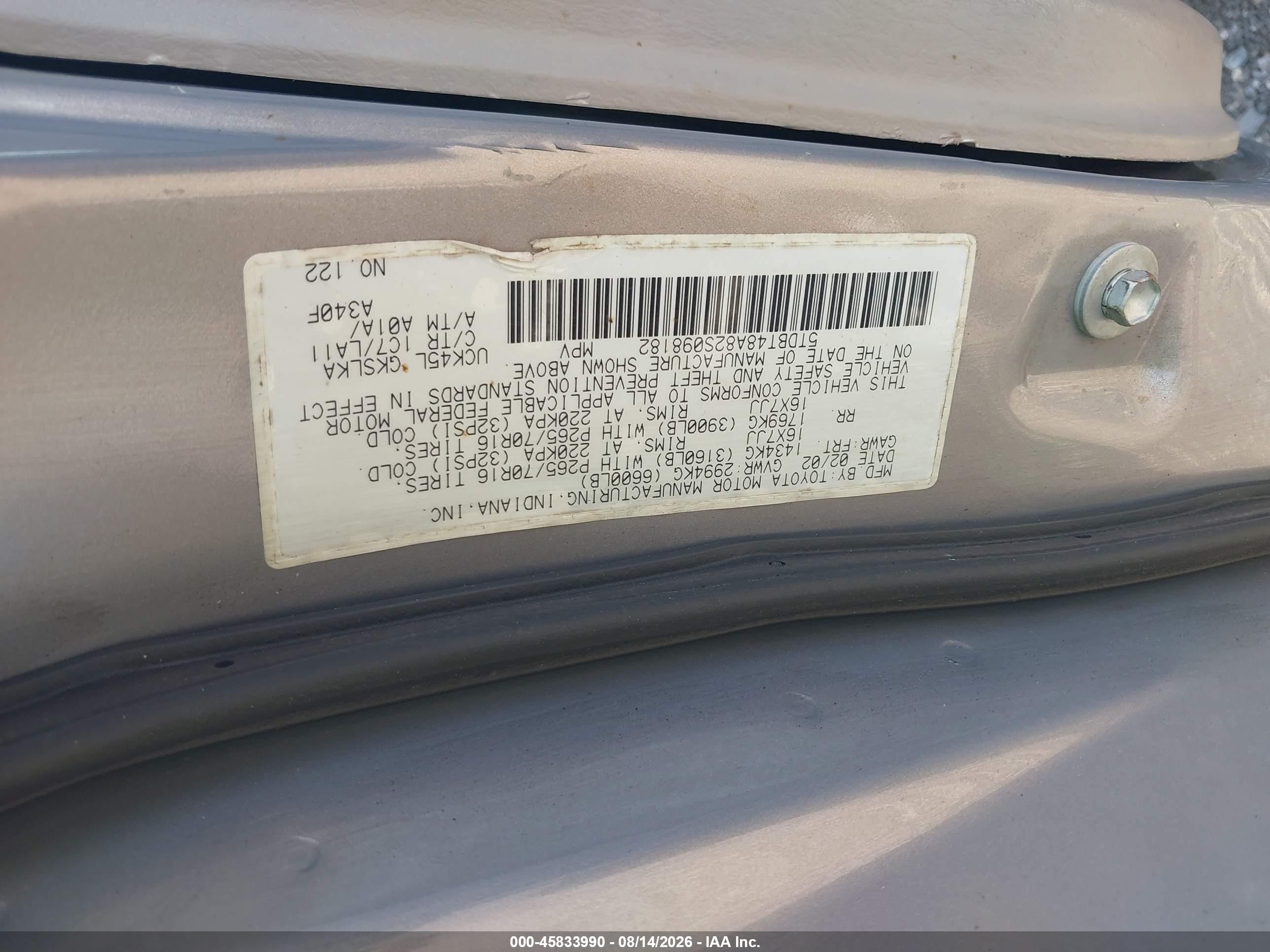 2002 Toyota Sequoia Limited V8 Beige vin: 5TDBT48A82S098182