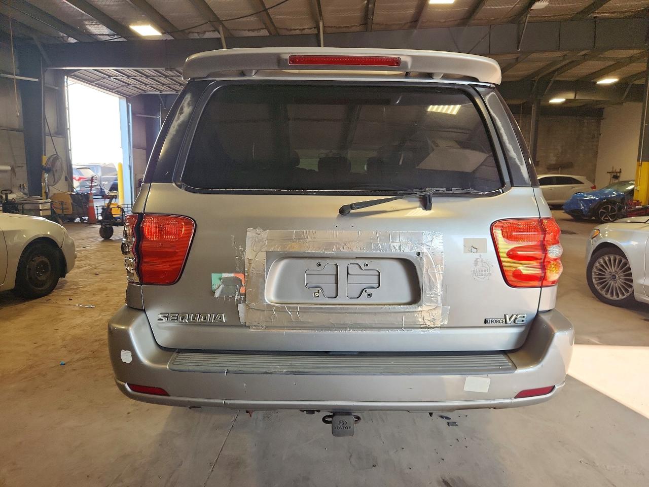2002 Toyota Sequoia Limited Gray vin: 5TDBT48A82S116583