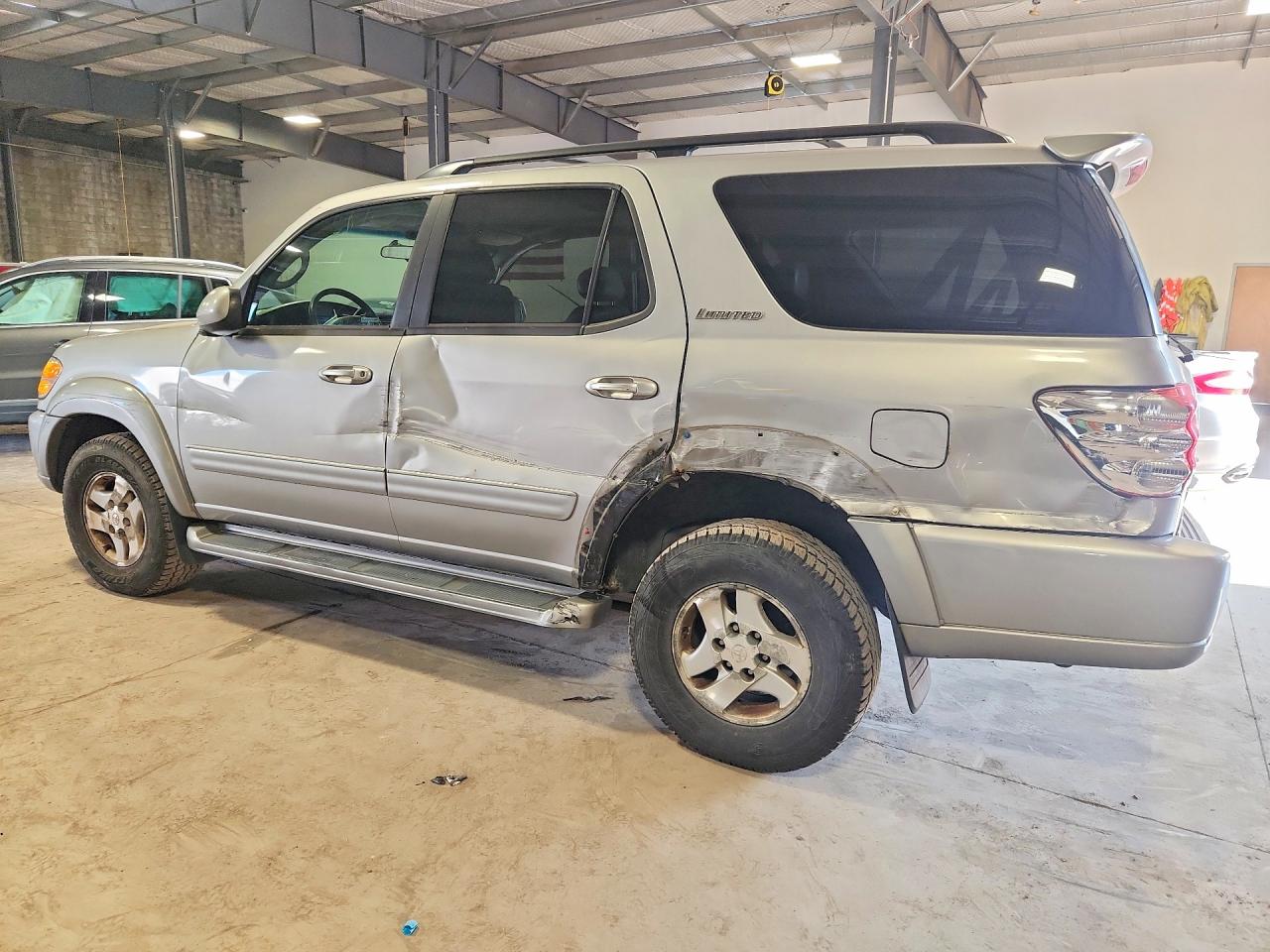 2002 Toyota Sequoia Limited Gray vin: 5TDBT48A82S116583