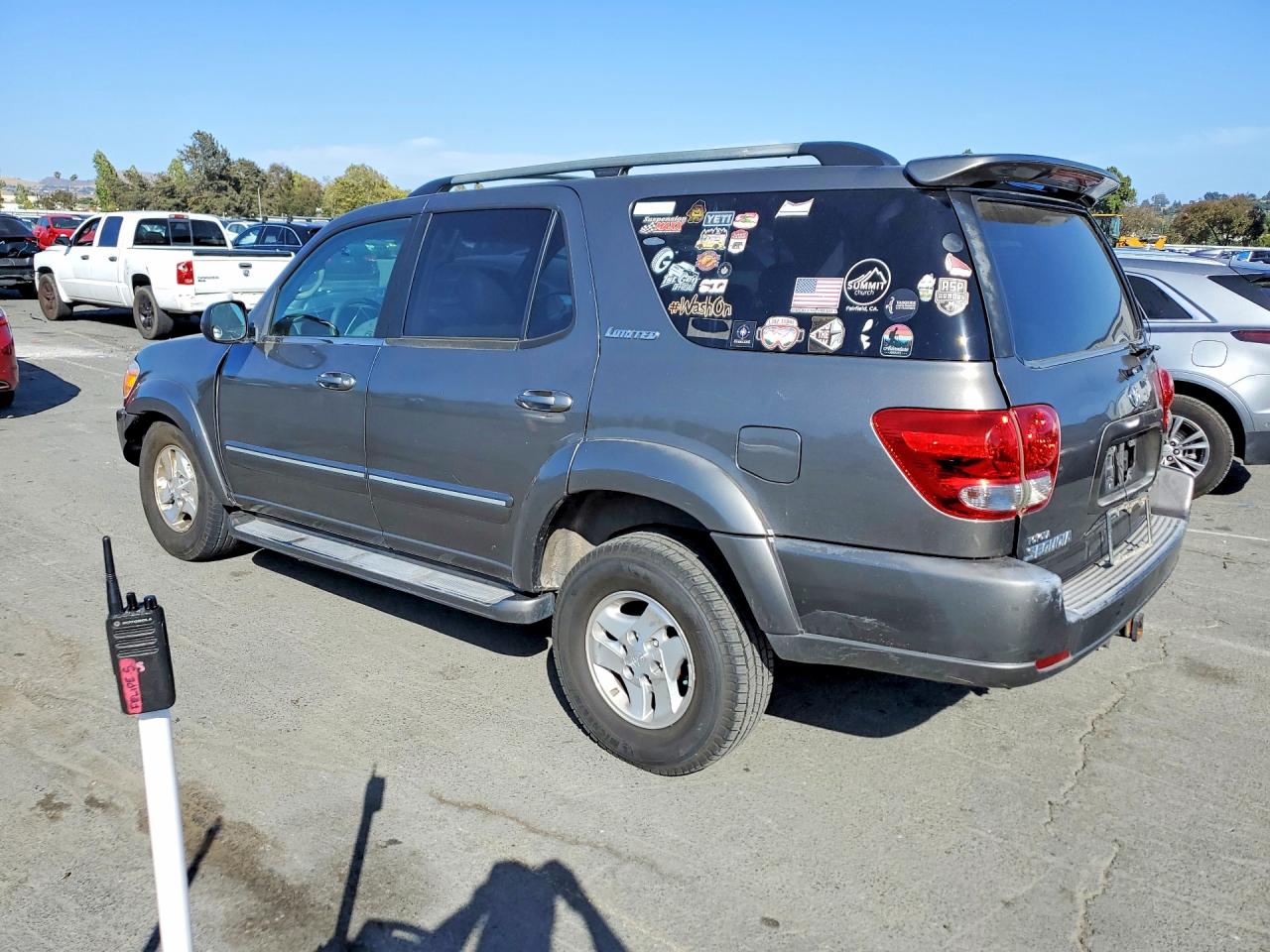 2005 Toyota Sequoia Limited Gray vin: 5TDBT48A85S240826