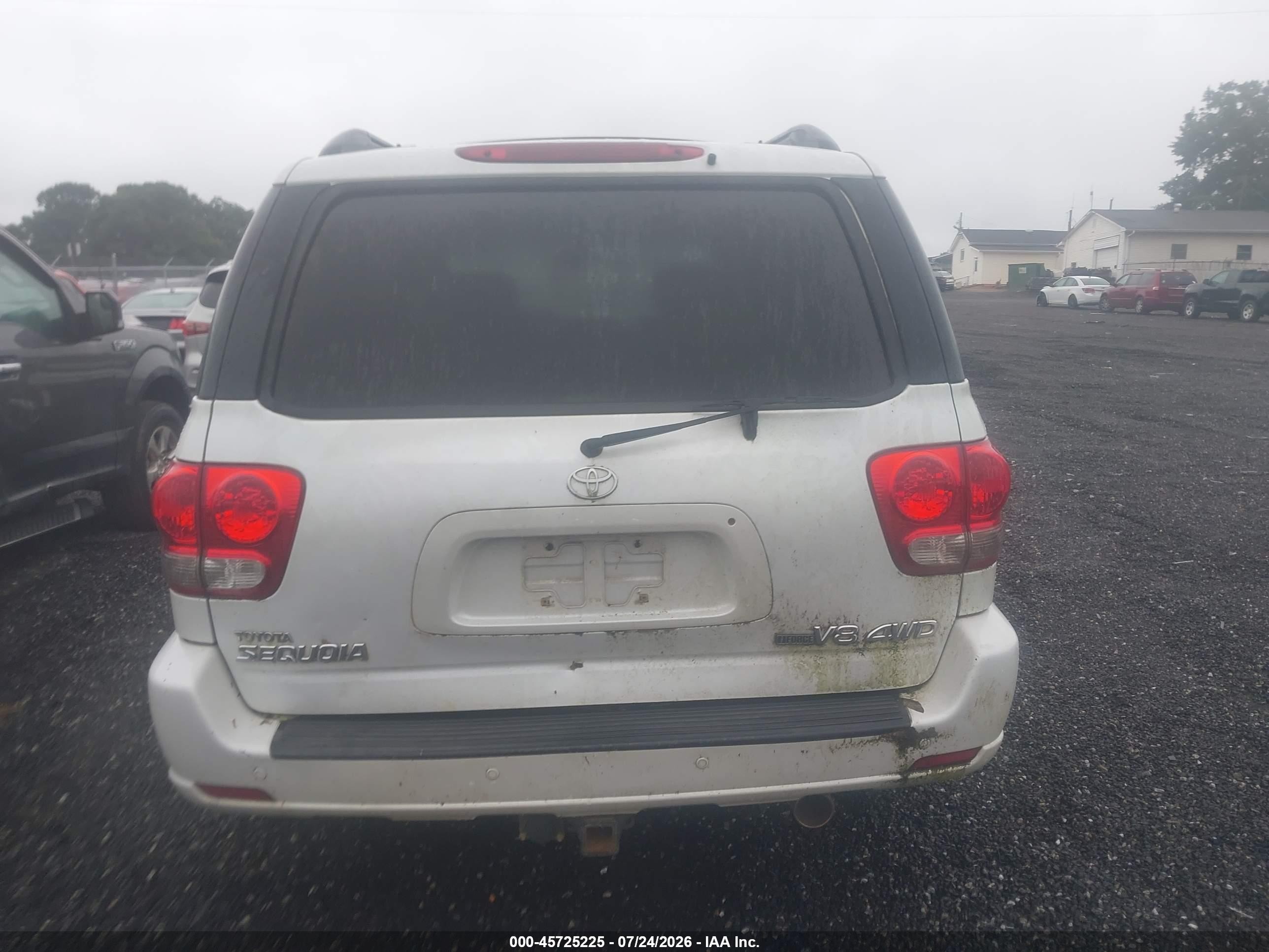 2006 Toyota Sequoia Limited V8 Белый vin: 5TDBT48A86S269972
