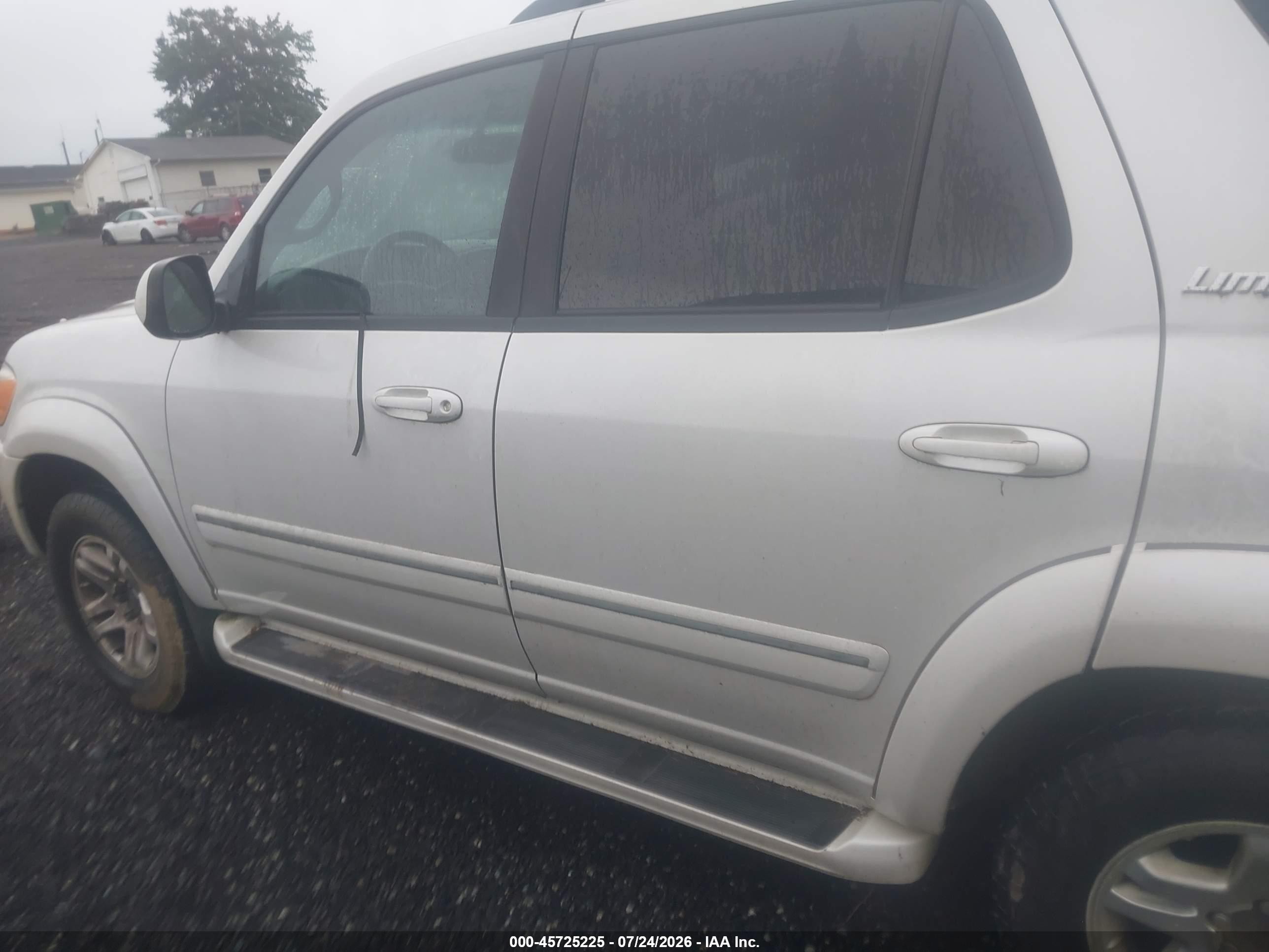 2006 Toyota Sequoia Limited V8 Белый vin: 5TDBT48A86S269972