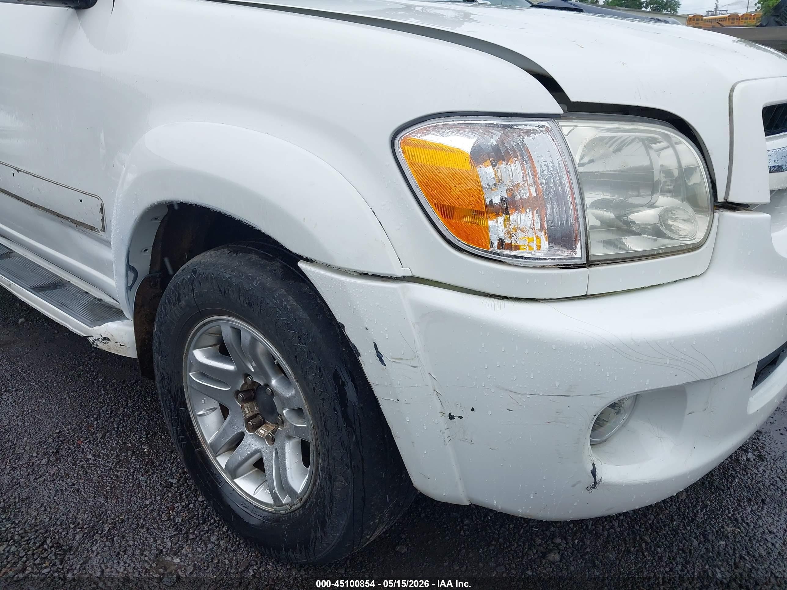 2006 Toyota Sequoia Limited V8 White vin: 5TDBT48A86S276596