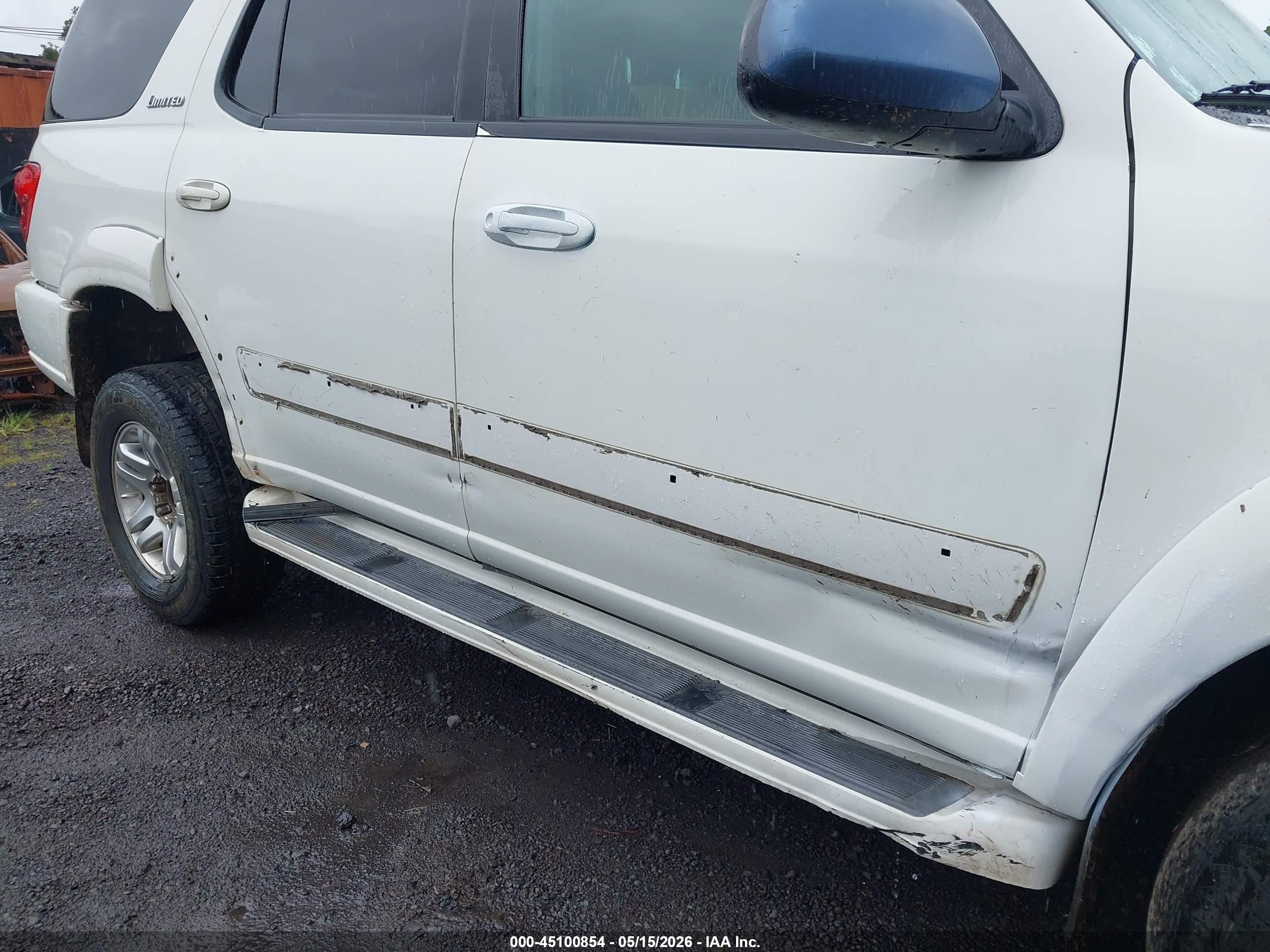 2006 Toyota Sequoia Limited V8 White vin: 5TDBT48A86S276596